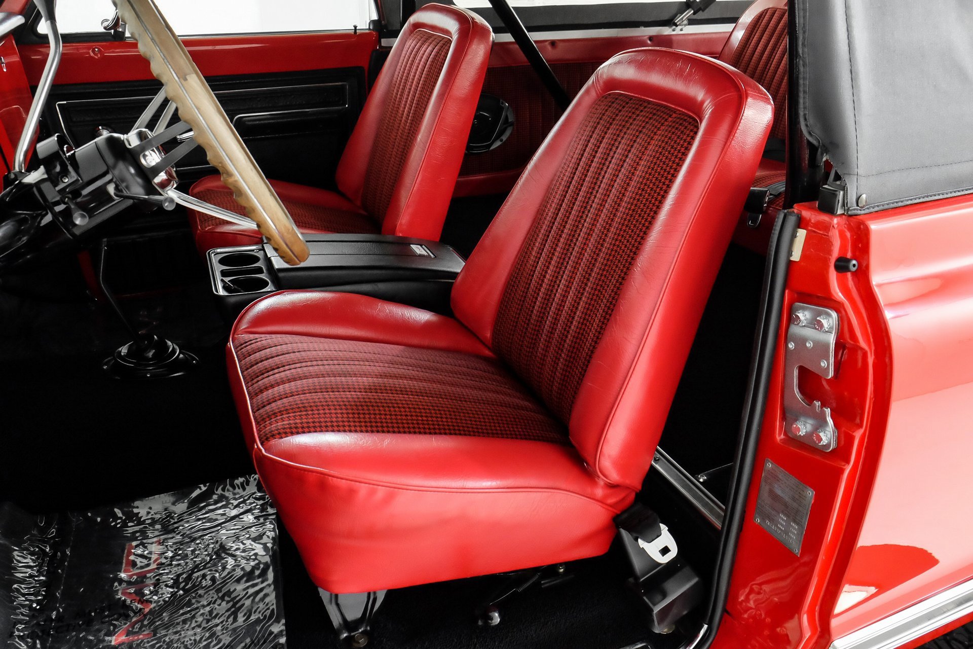 Sold: 1972 GMC Jimmy Custom