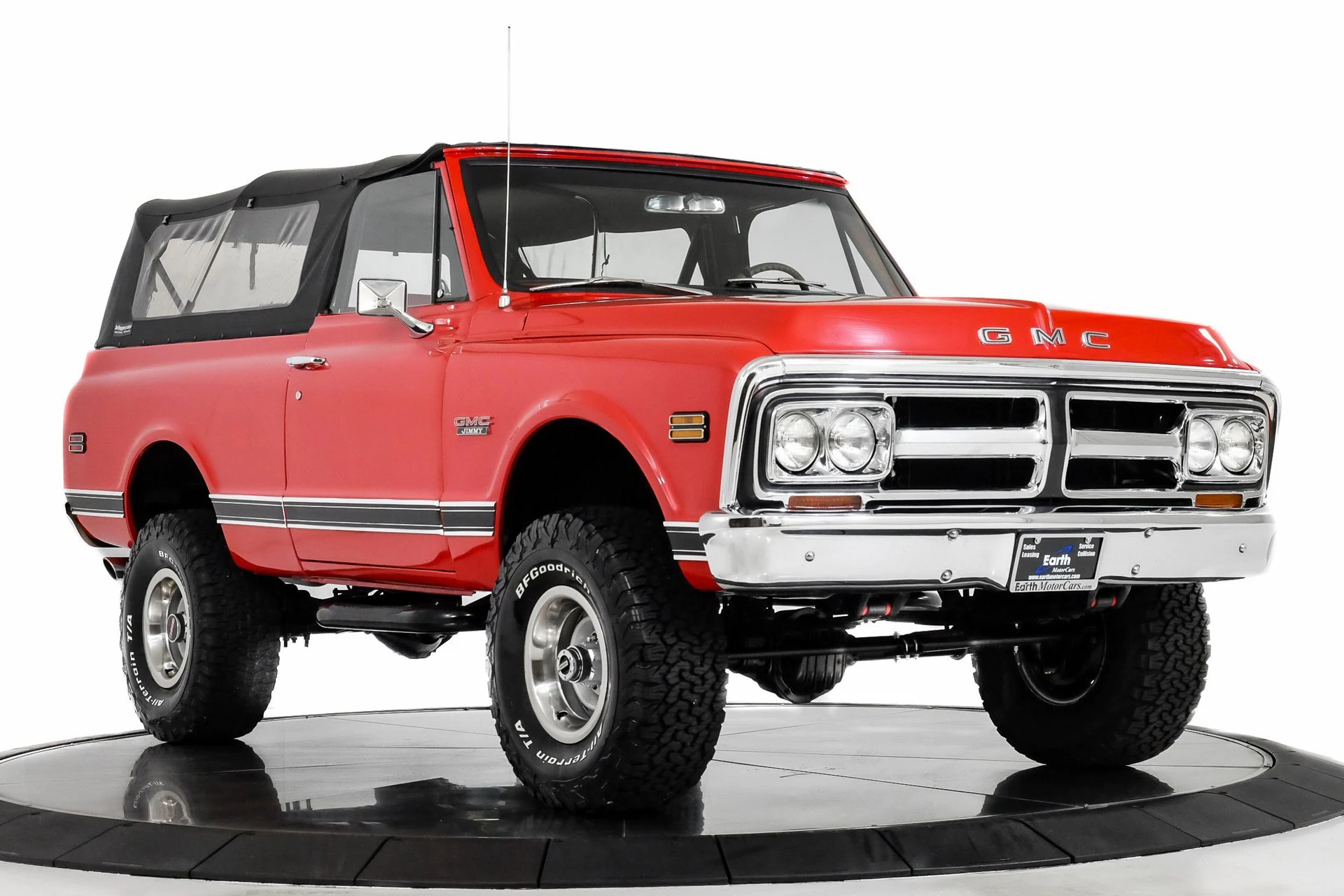 Sold: 1972 GMC Jimmy Custom