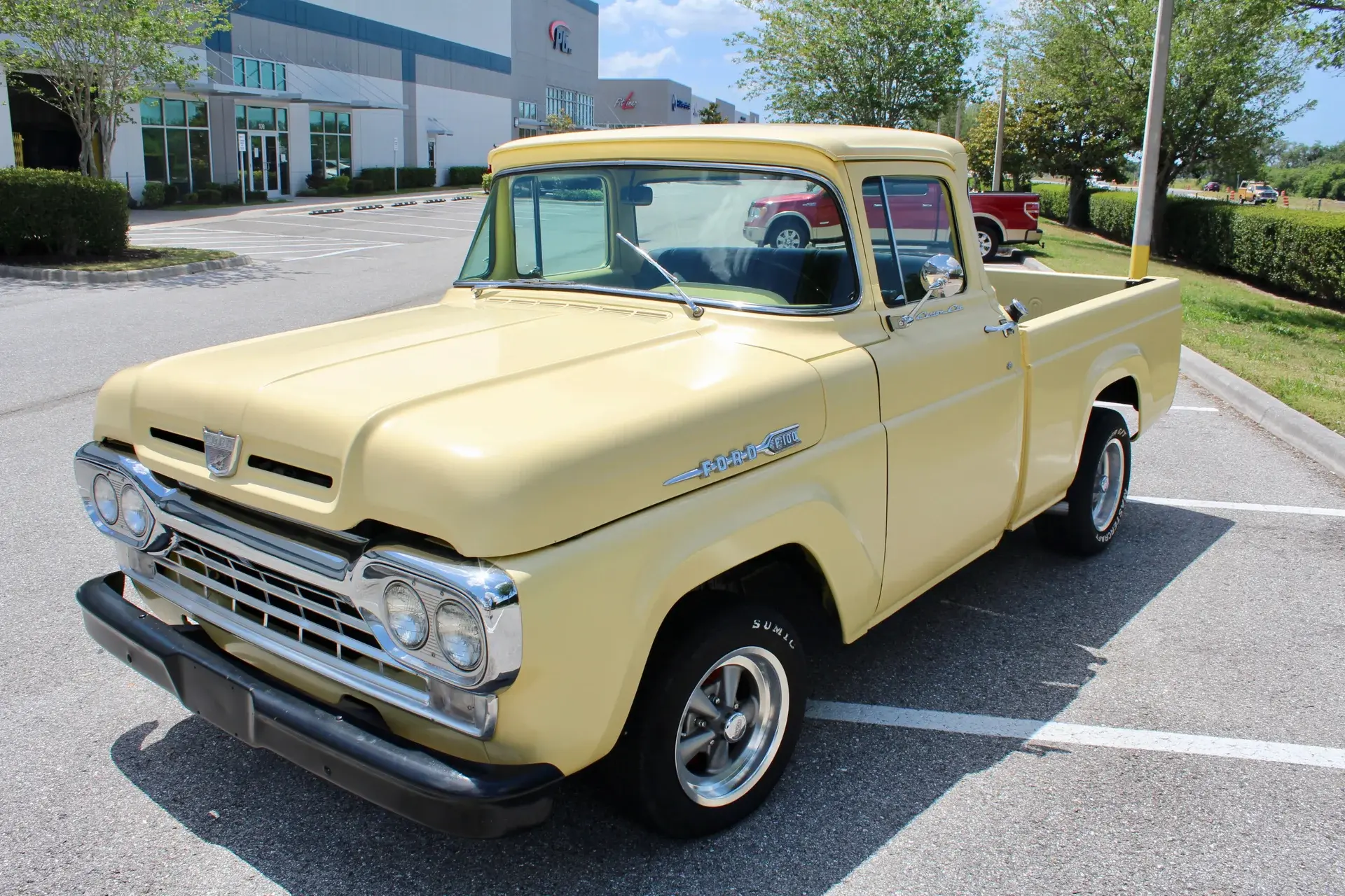  Ford F-100