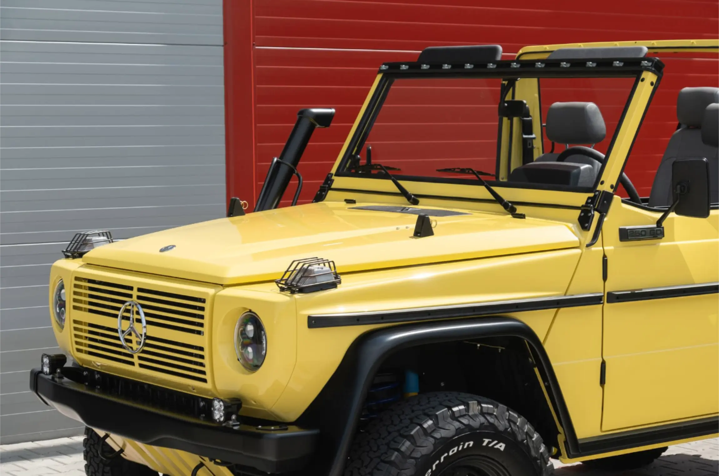 1991 Mercedes-Benz 250 GD Wolf