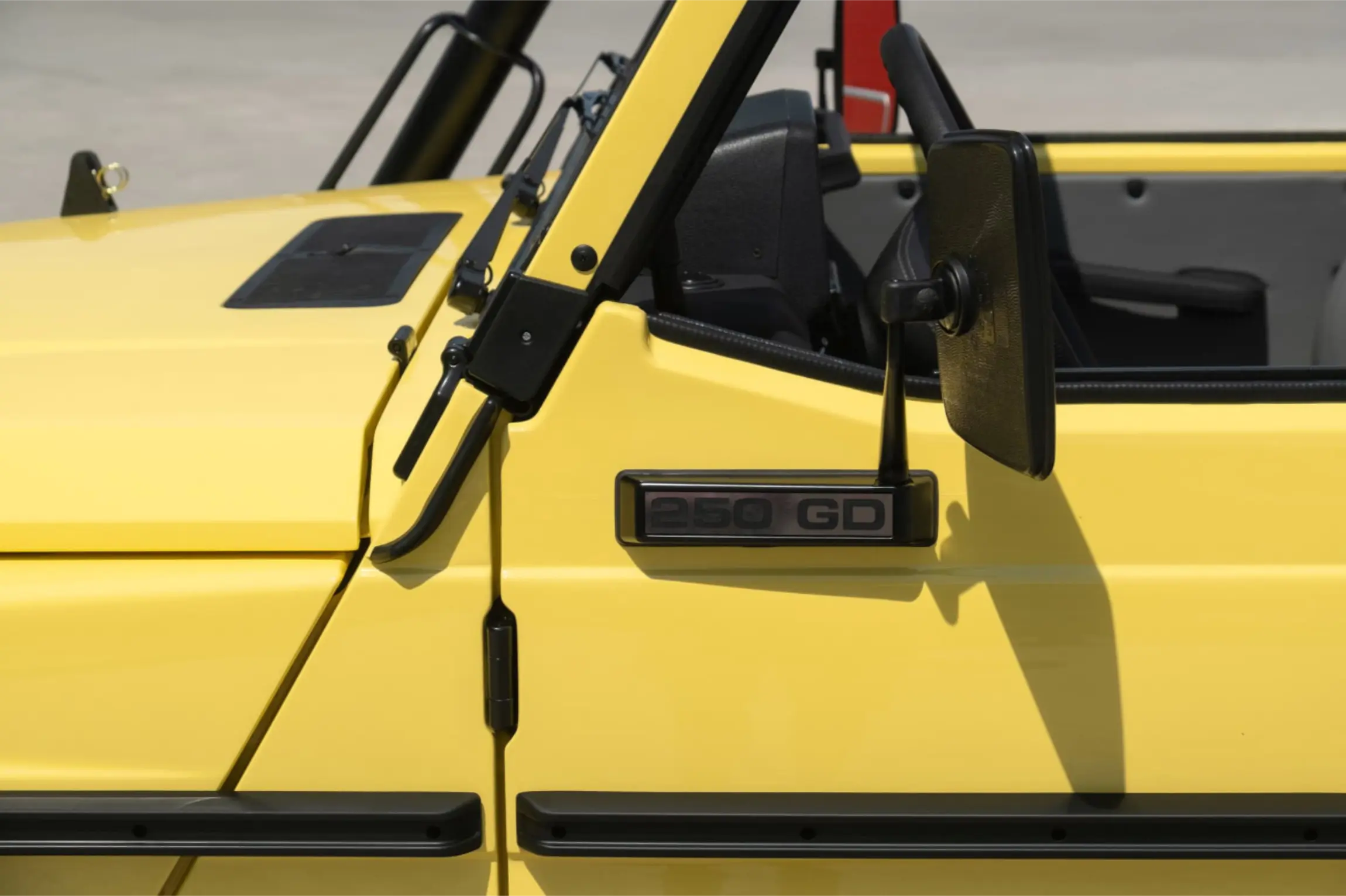 1991 Mercedes-Benz 250 GD Wolf