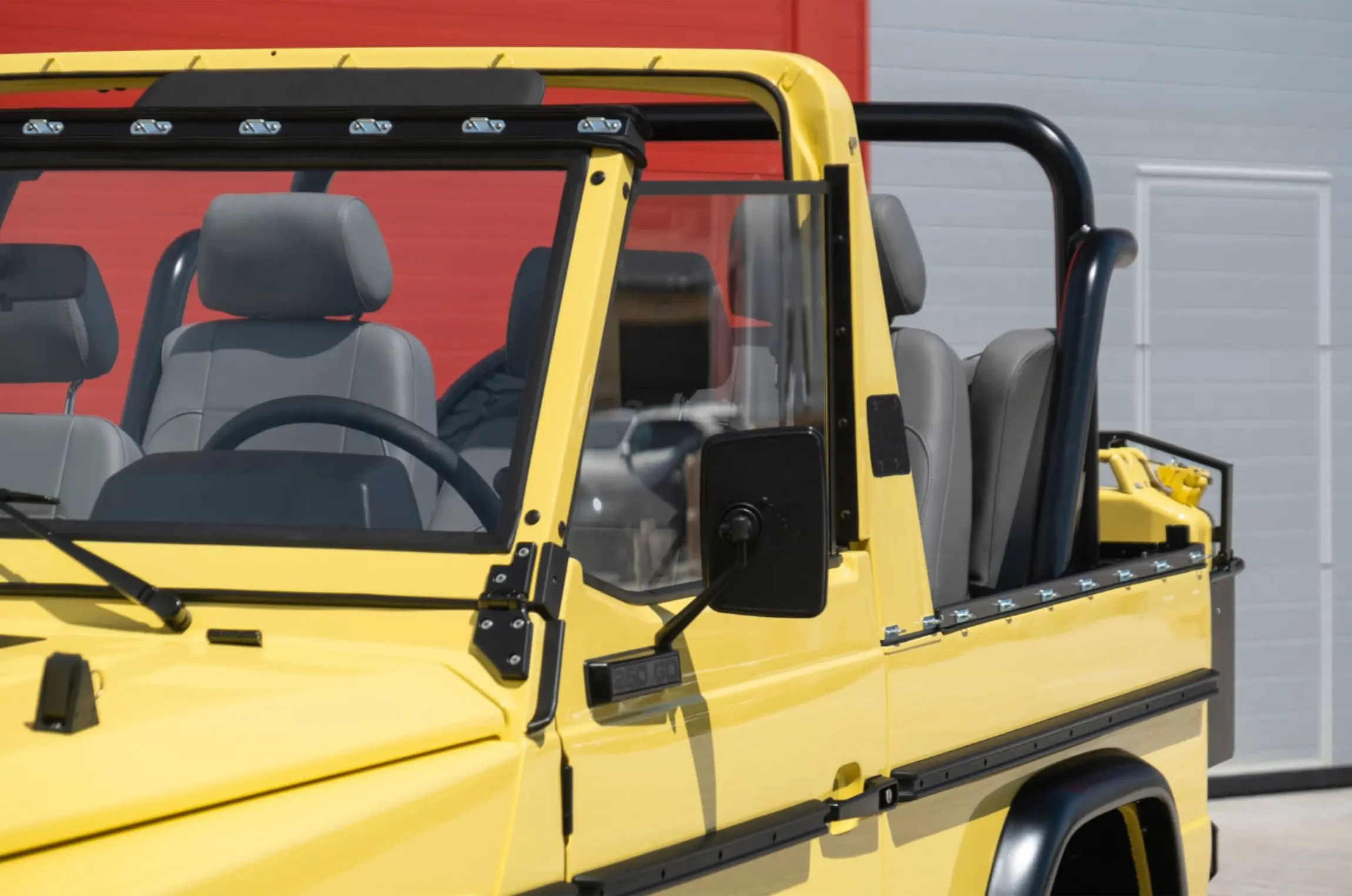 1991 Mercedes-Benz 250 GD Wolf