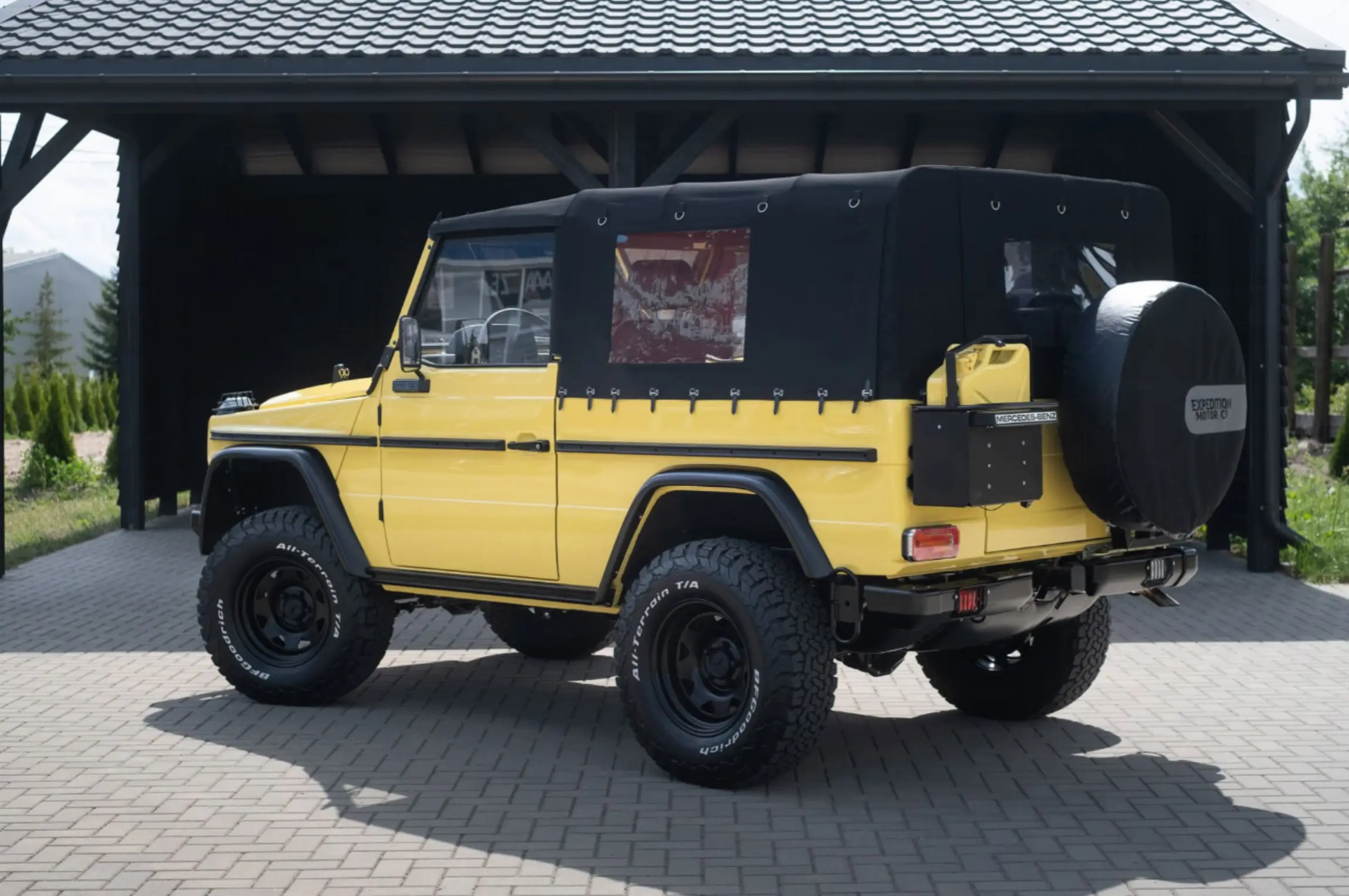 1991 Mercedes-Benz 250 GD Wolf