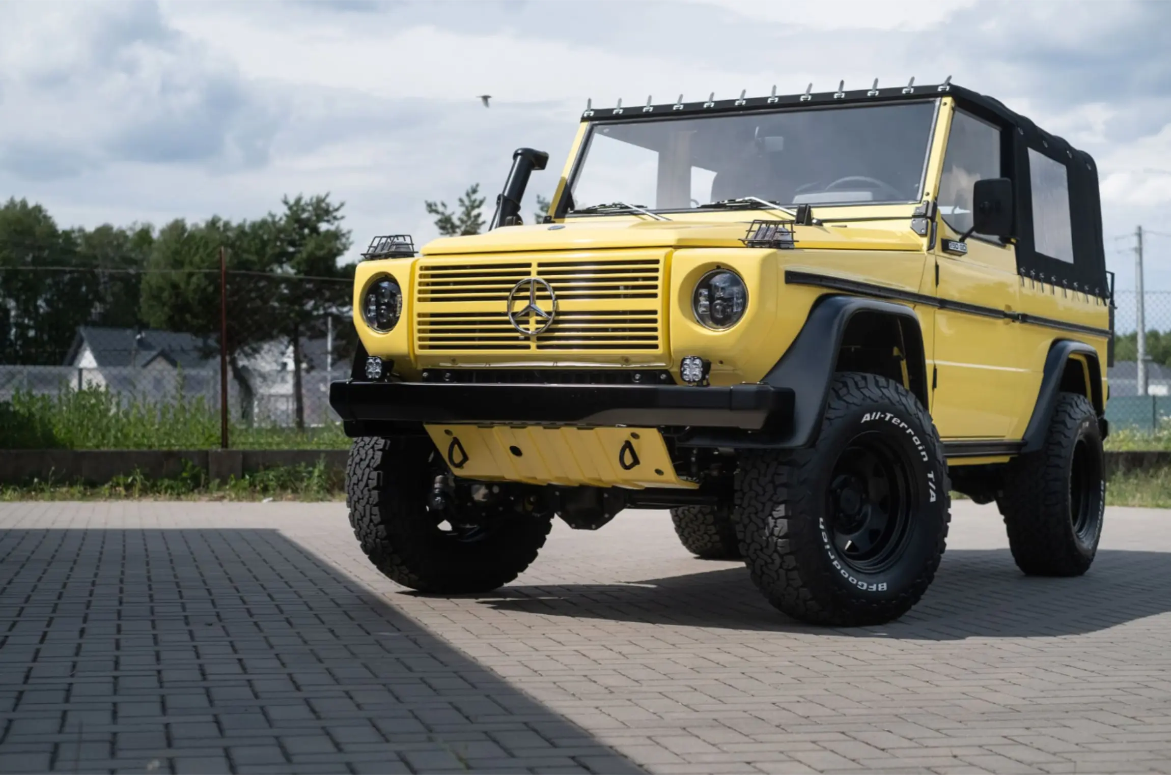 1991 Mercedes-Benz 250 GD Wolf