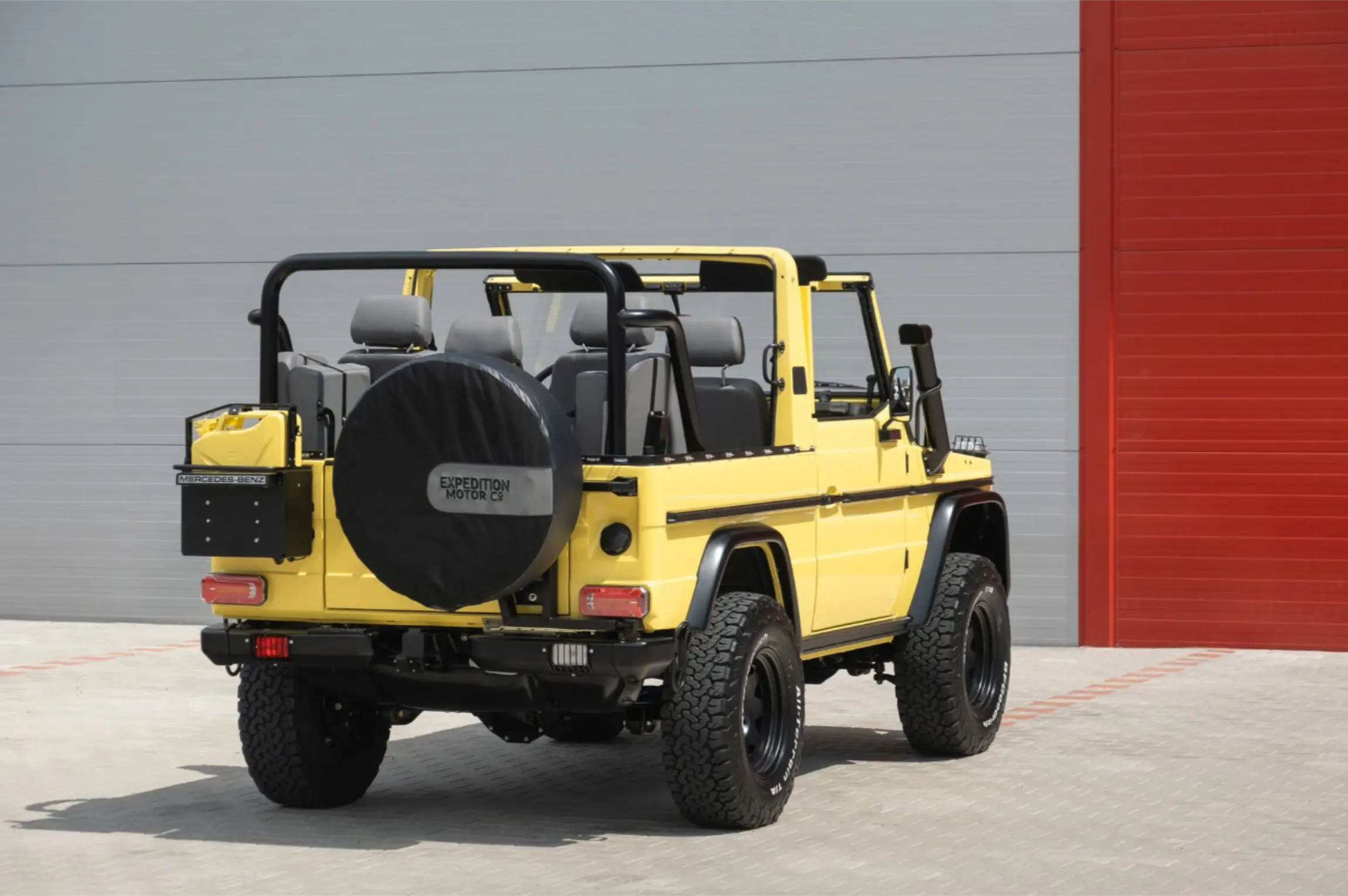 1991 Mercedes-Benz 250 GD Wolf