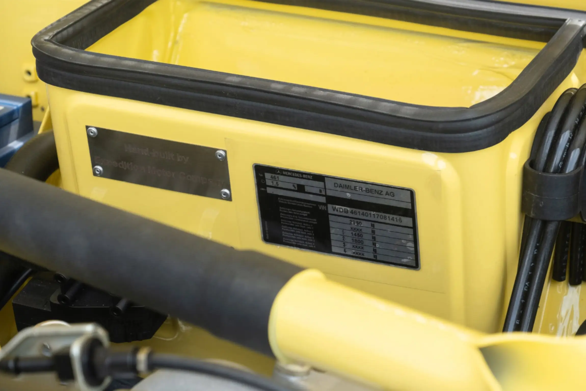 1991 Mercedes-Benz 250 GD Wolf