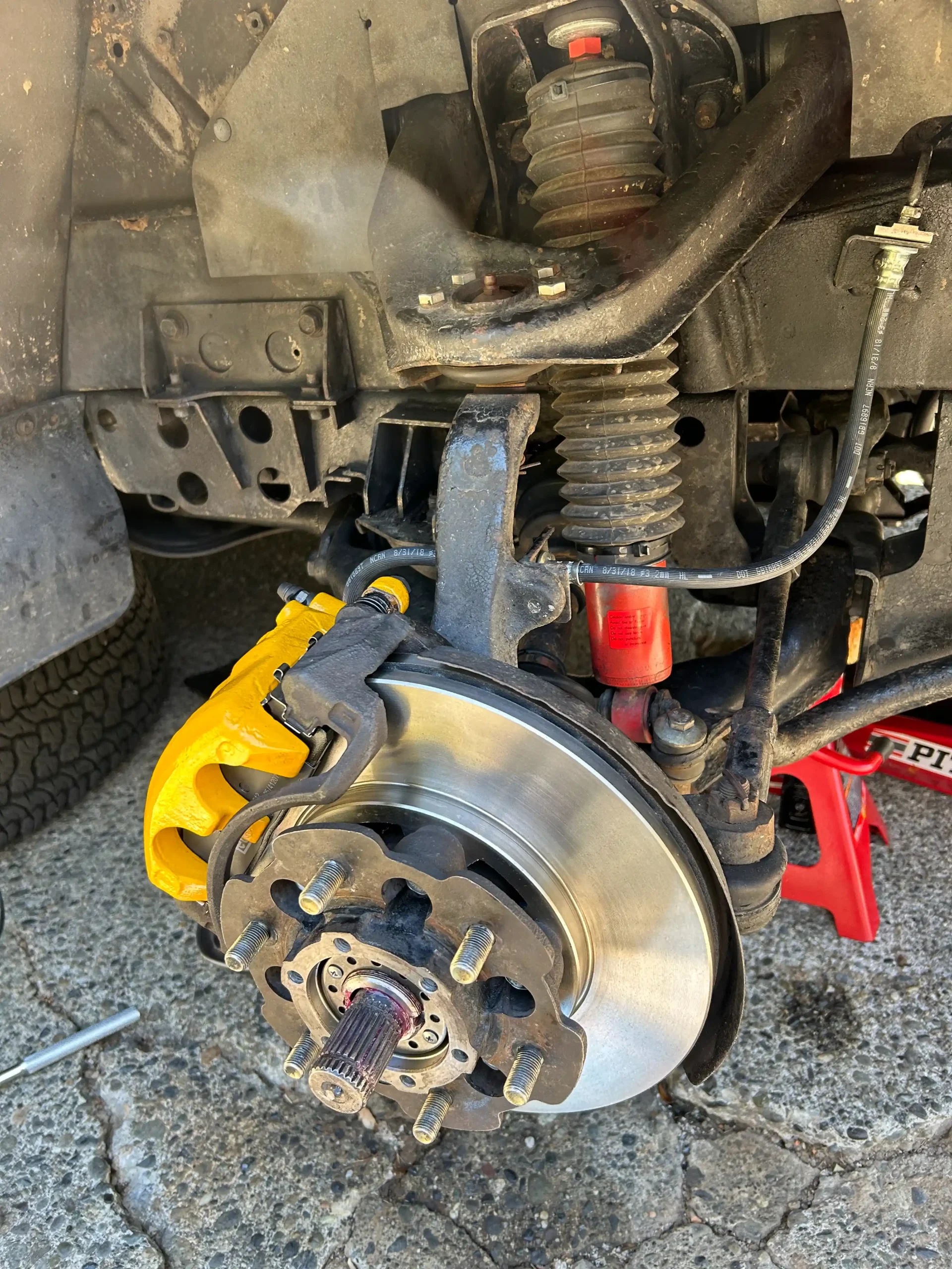 Sold: 1994 Nissan Caravan E24 Limousine 4×4