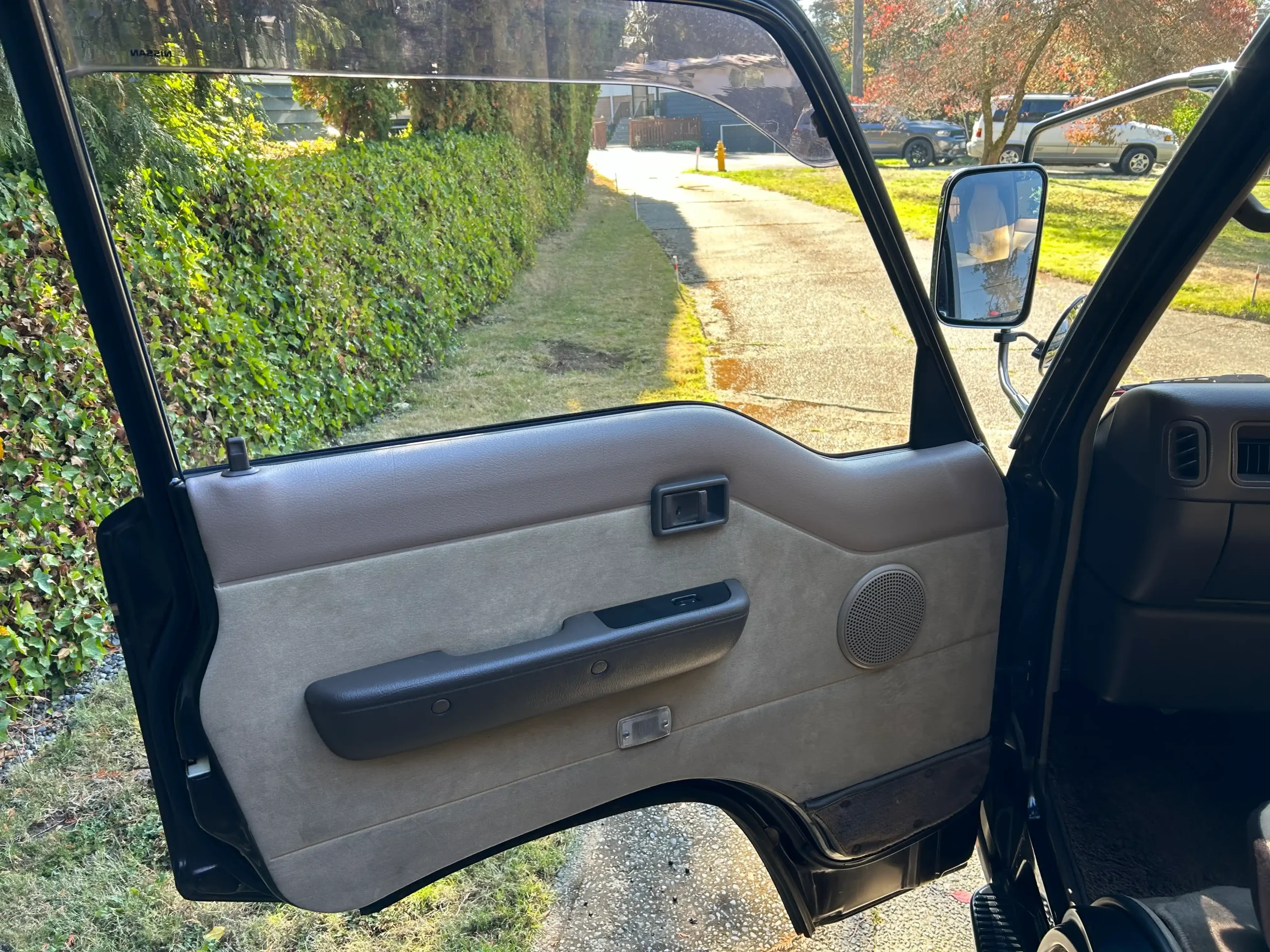 Sold: 1994 Nissan Caravan E24 Limousine 4×4