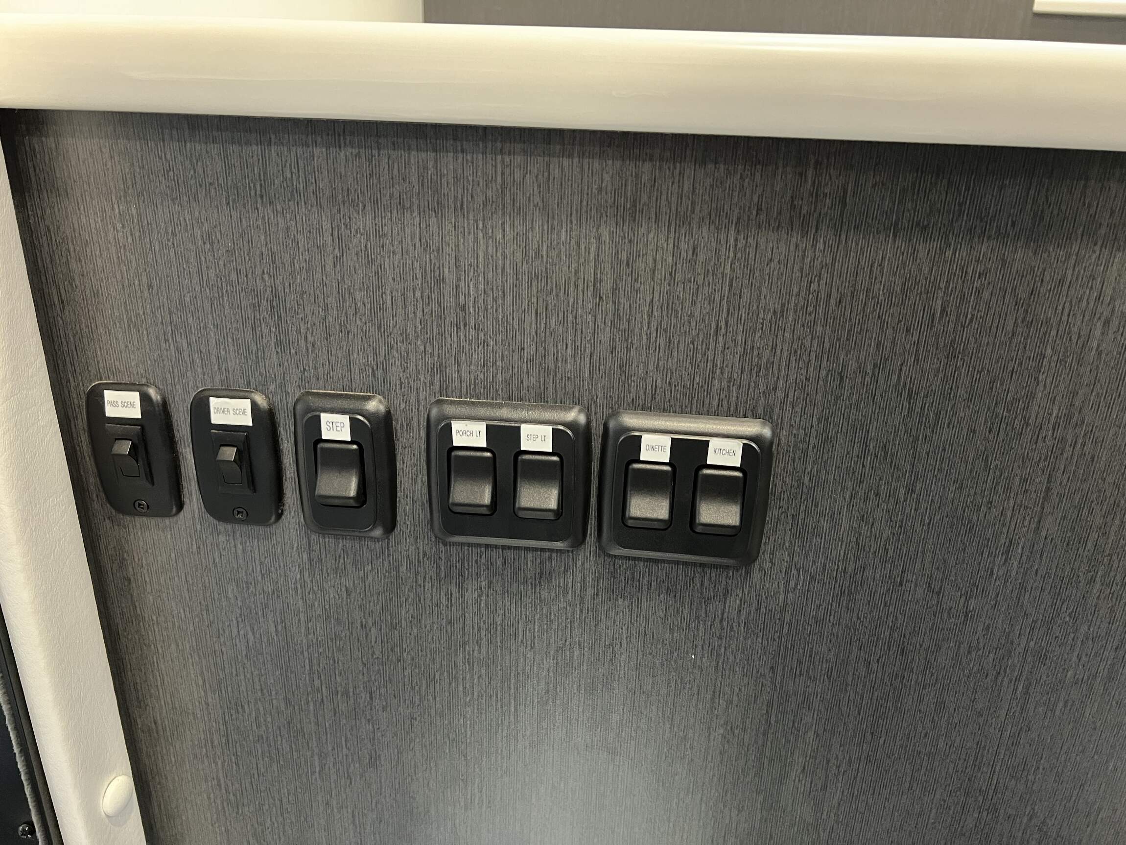 2023 Ford F-550 MOAB Trailblazer