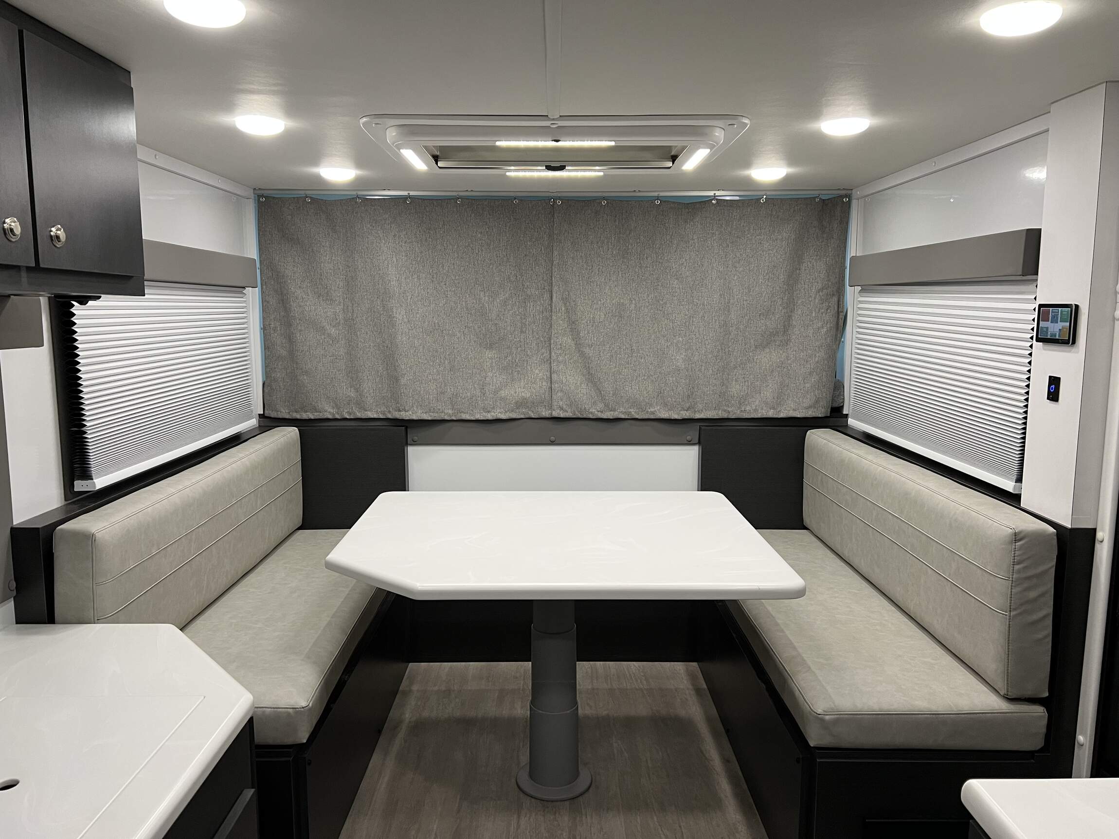 2023 Ford F-550 MOAB Trailblazer