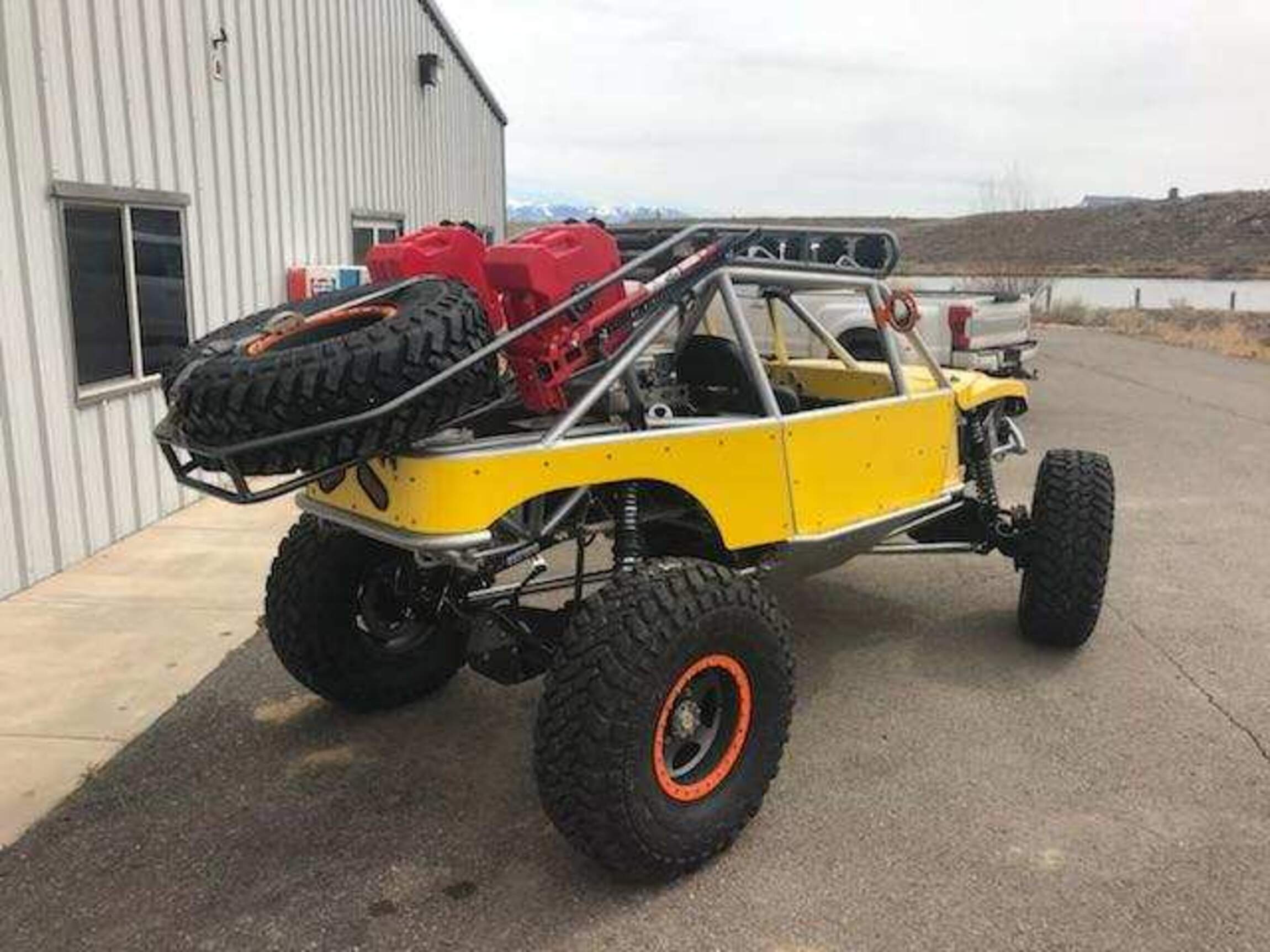 Sold: 2017 Jimmy's Bloodline Podium