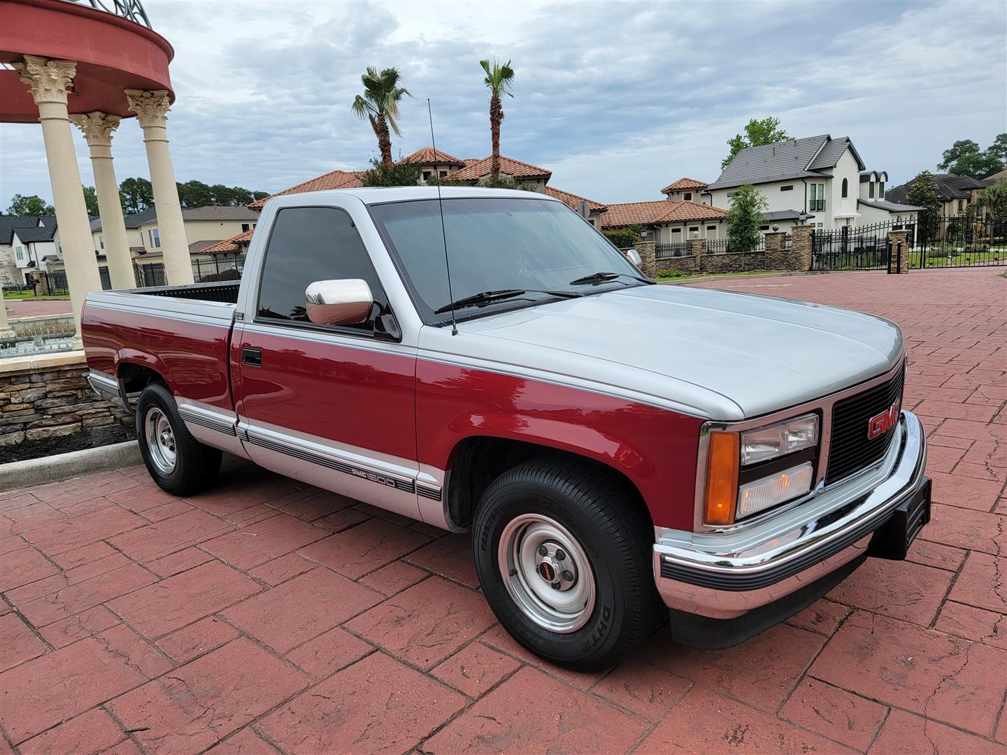 1990 GMC C1500 Sierra SLE - 2