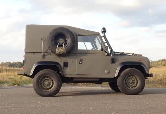 1997 Land Rover Defender 90 Wolf