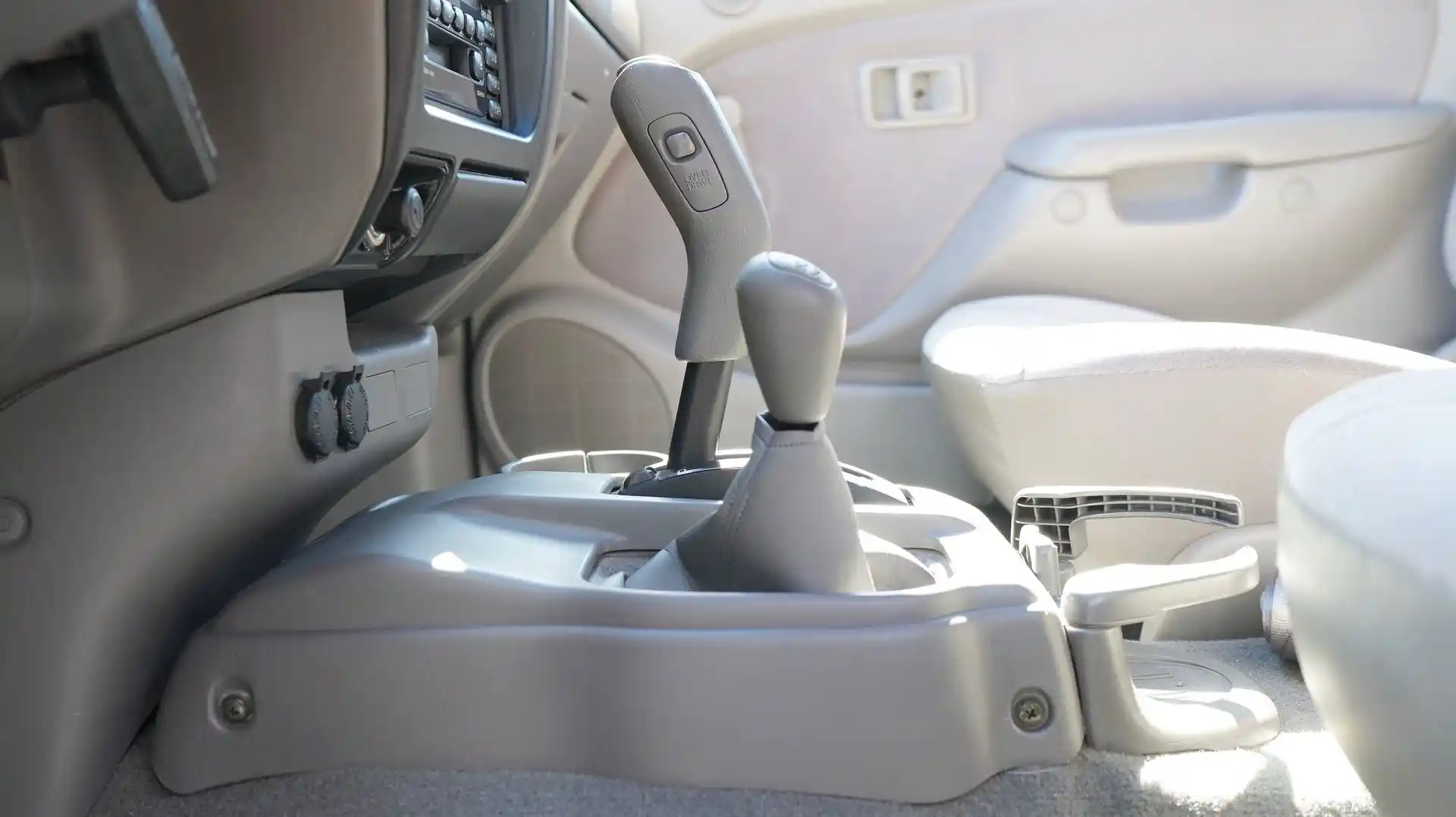 27k Mi. 2004 Toyota Tacoma Xtracab 4×4