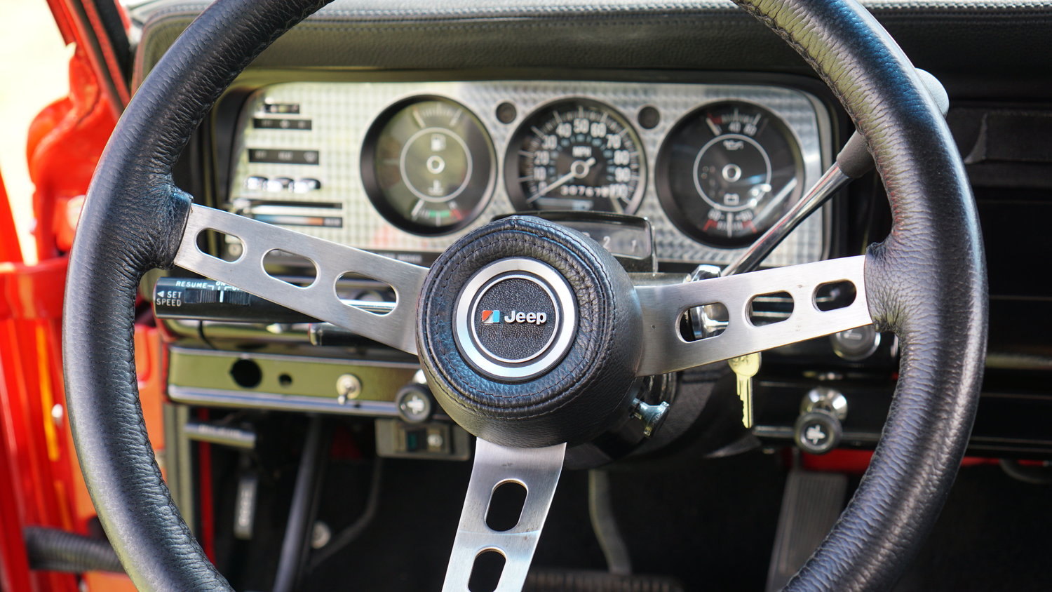 Sold: 1981 Jeep J-10 Honcho Sportside