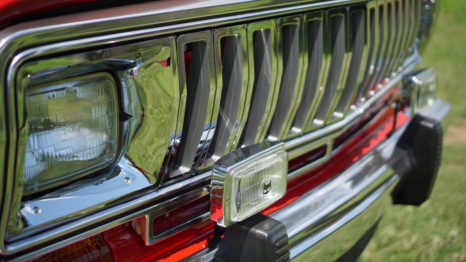 Sold: 1981 Jeep J-10 Honcho Sportside