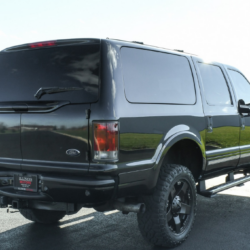 Research 2004
                  FORD Excursion pictures, prices and reviews
