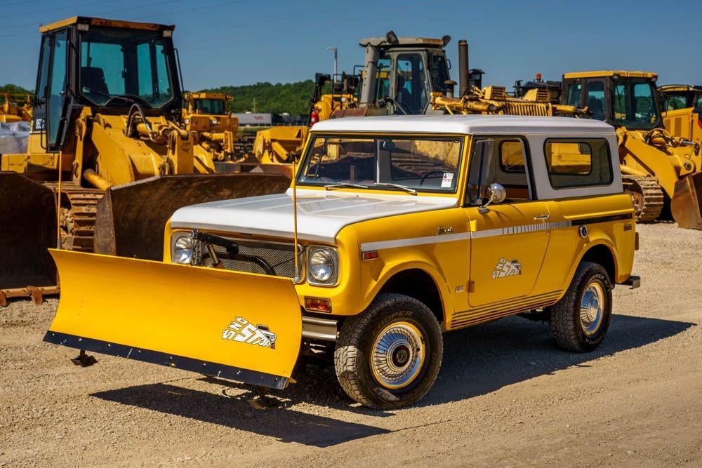 1971-International-Harvester-Scout-800B-4x4-SnoStar-17