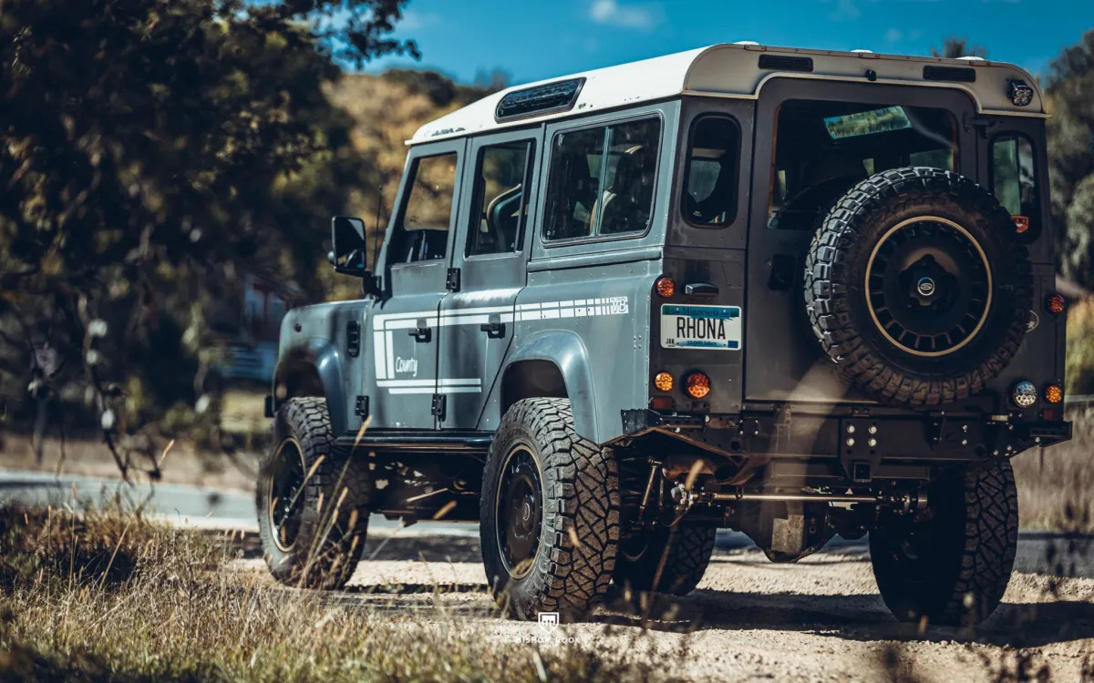 1988-Land-Rover-Defender-110-for-sale-14