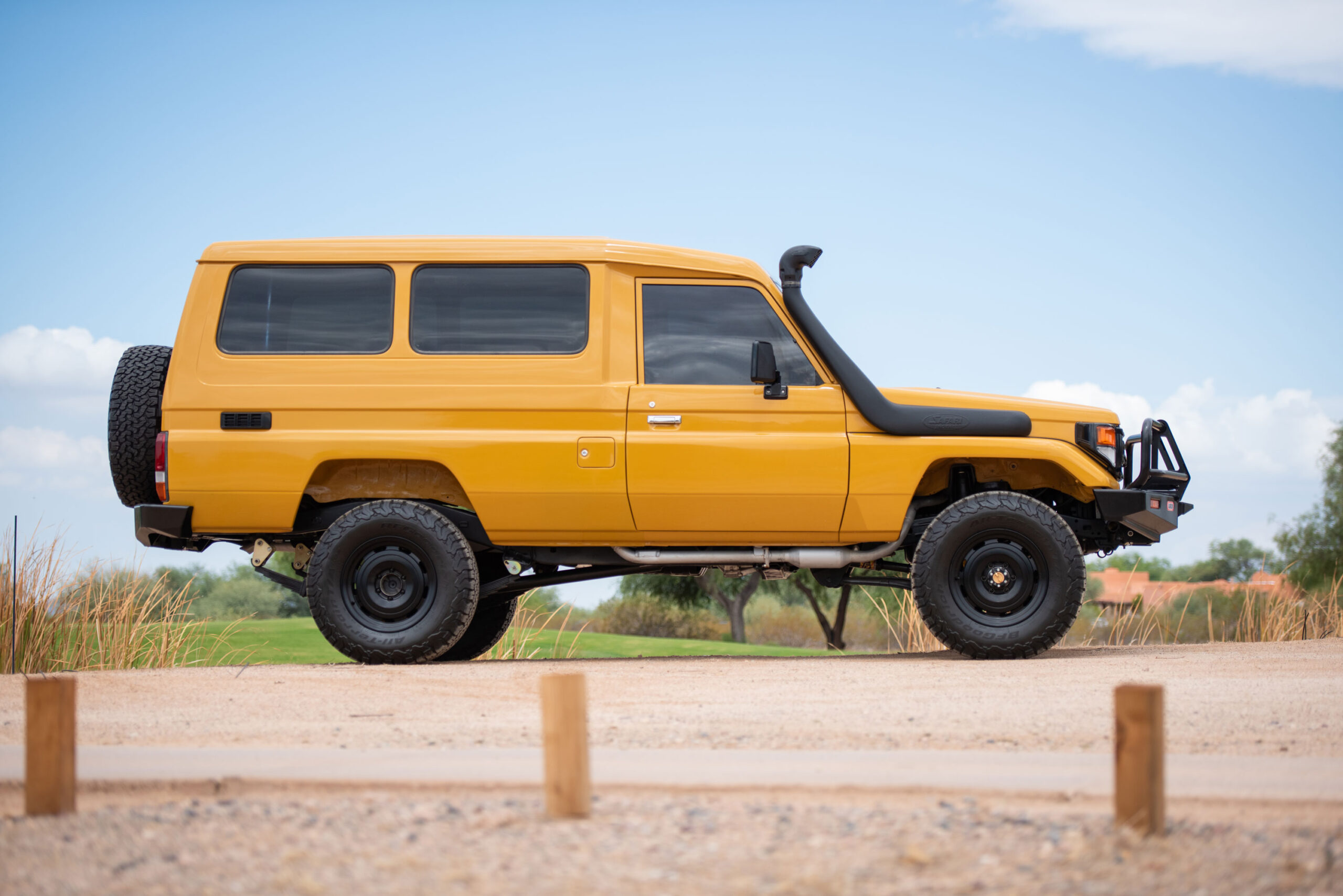 1994-toyota-land-cruiser-FZJ75-for-sale-26