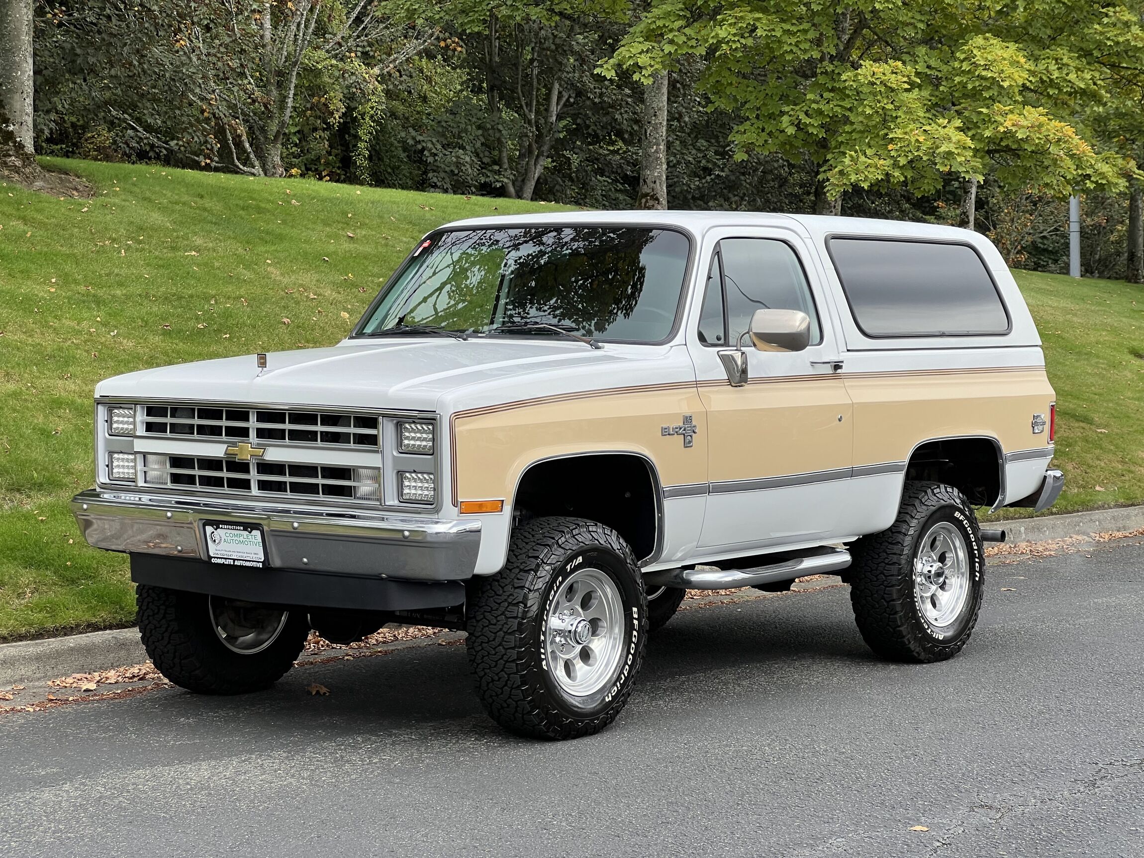1987-Chevrolet-Blazer-K5-4x4-Auction-1
