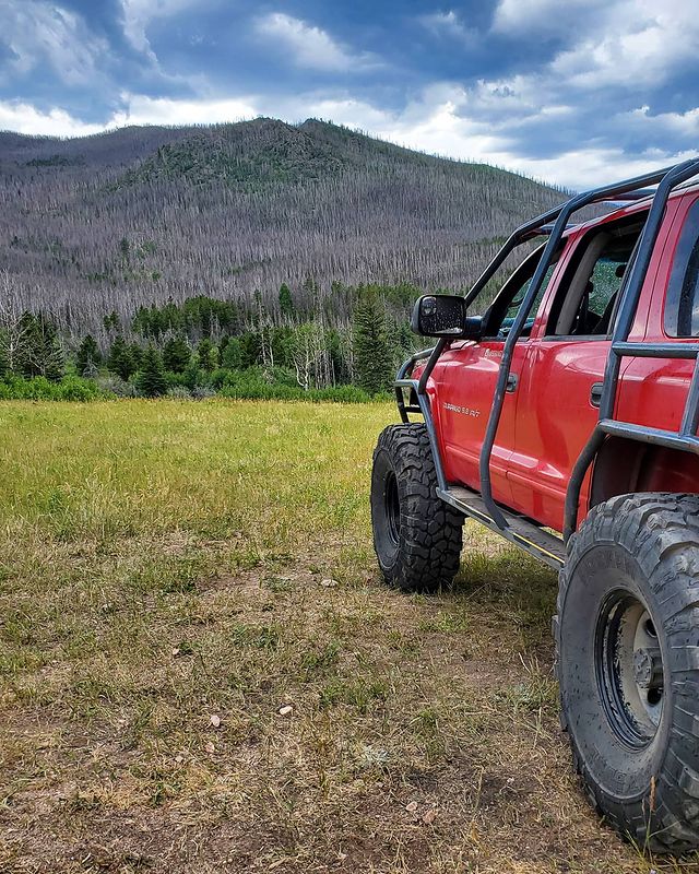 2001-dodge-durango-rock-crawler-for-sale-03