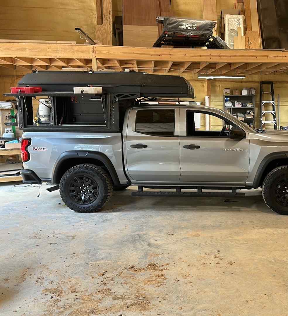 2023-chevrolet-colorado-trail-boss-4x4-for-sale-01