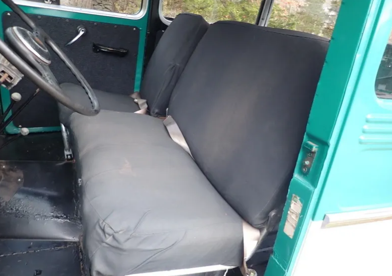 willys-utility-wagon-for-sale-015