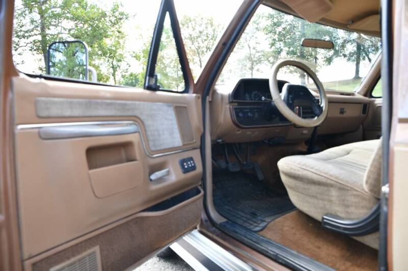1988-ford-f-350-xlt-lariat-2dr-standard-cab-lb-for-sale-09