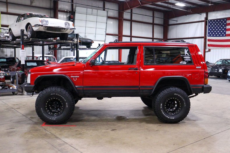 1996-jeep-cherokee-sport-for-sale-02