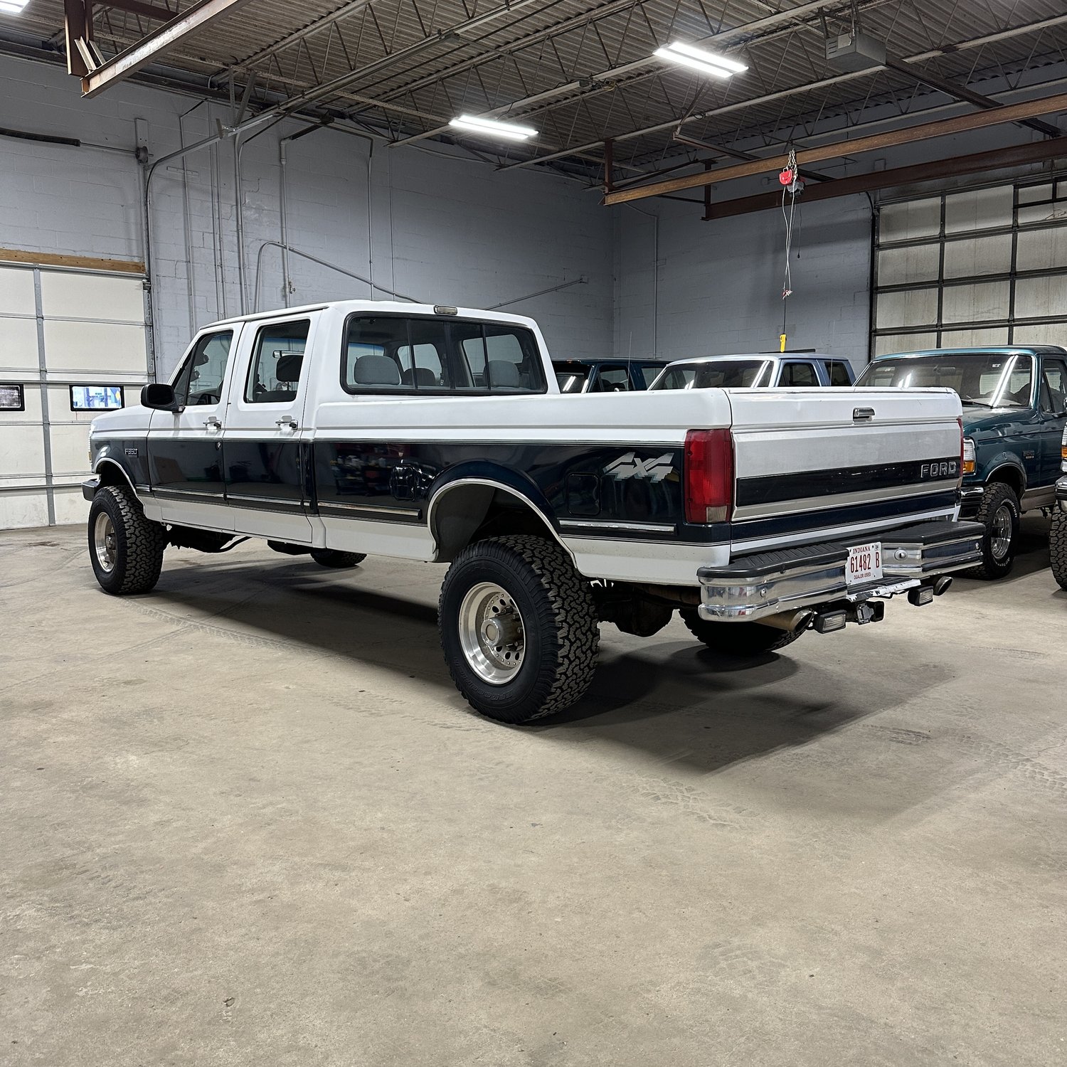 1993-ford-f350-for-sale-in-indiana-02