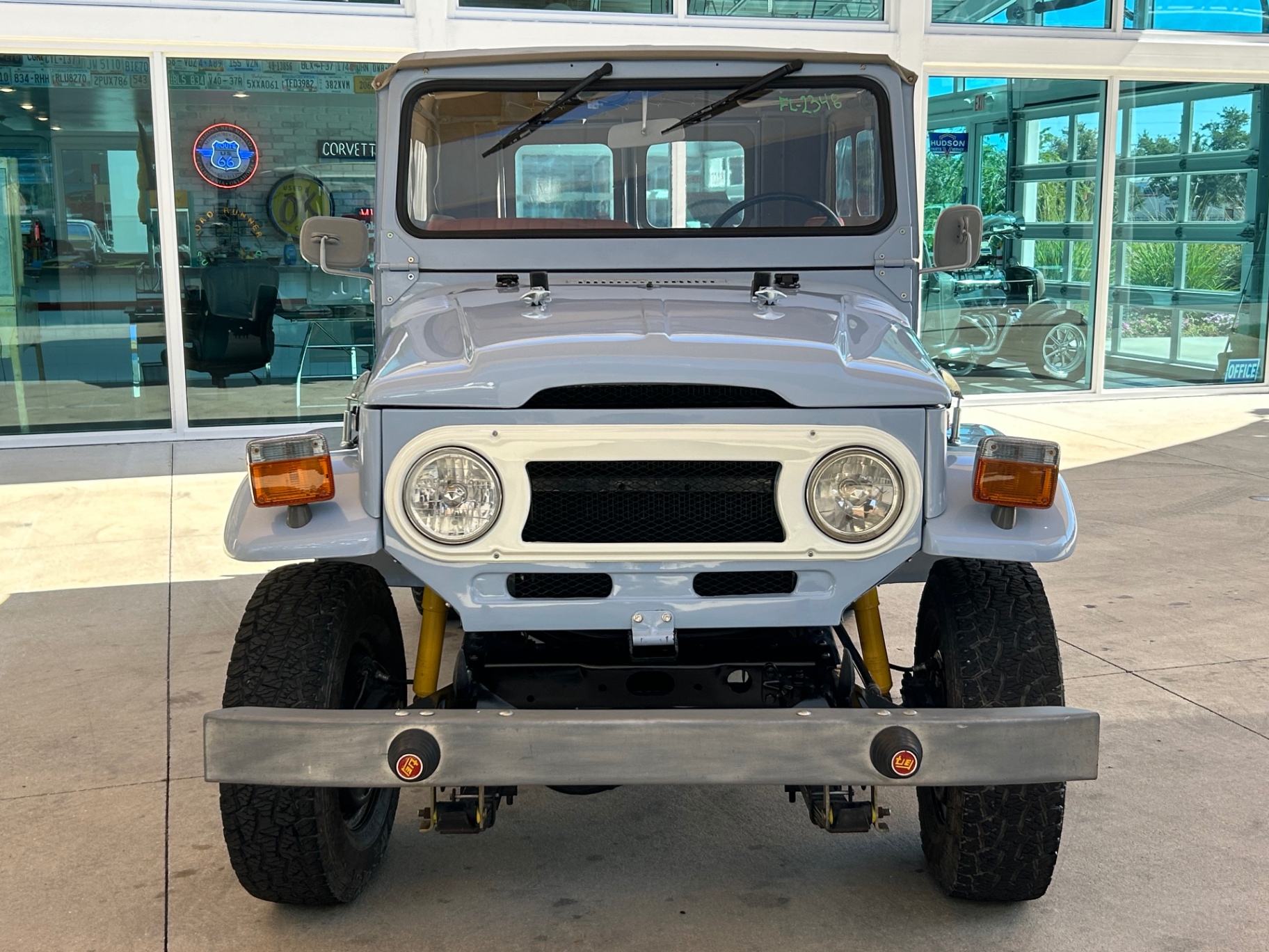 1975-toyota-land-cruiser-fj40-for-sale-02