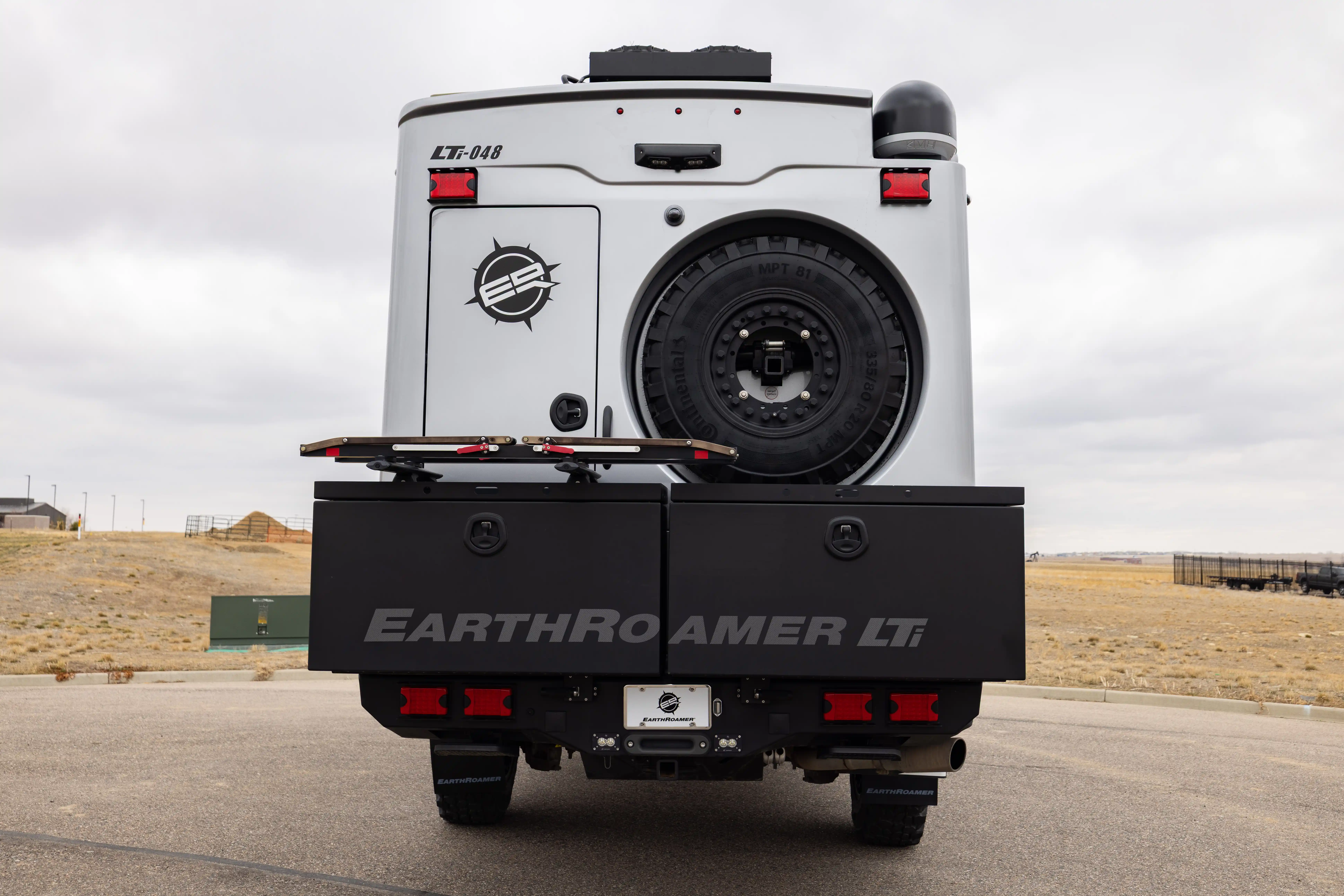 2021-earthroamer-preroamed-lti-048-for-sale-04 (1)