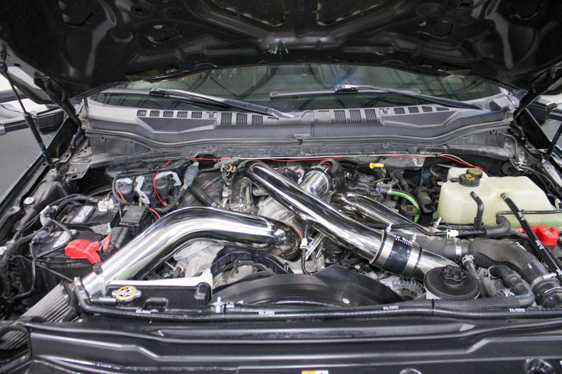 2022-ford-f450-super-duty-xlt (15)