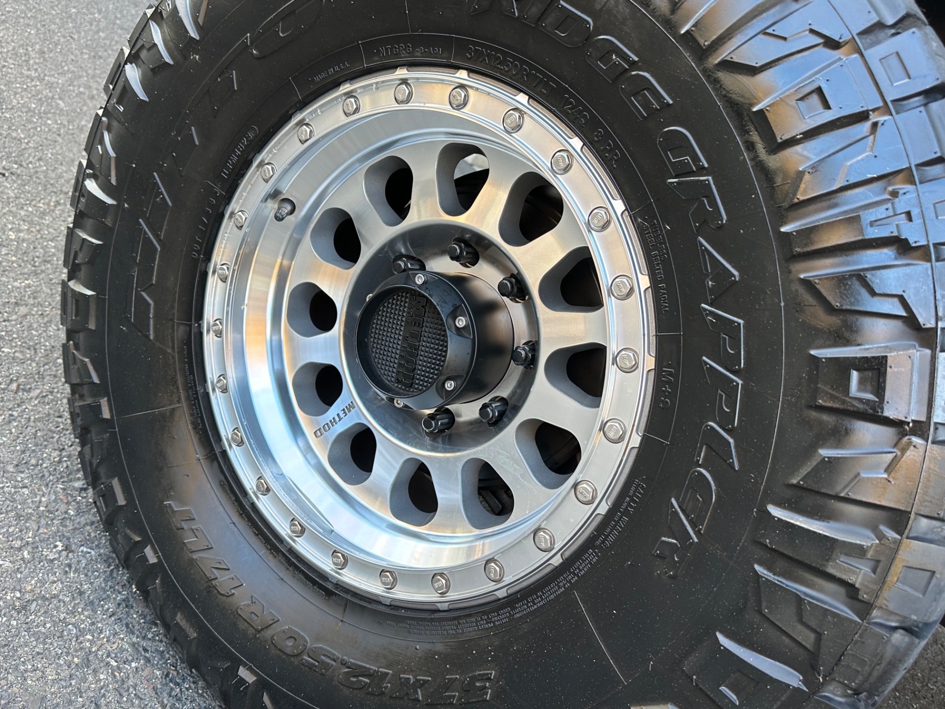 Used-2024-Ford-F-250-Super-Duty-Platinum-1733843452 (18)
