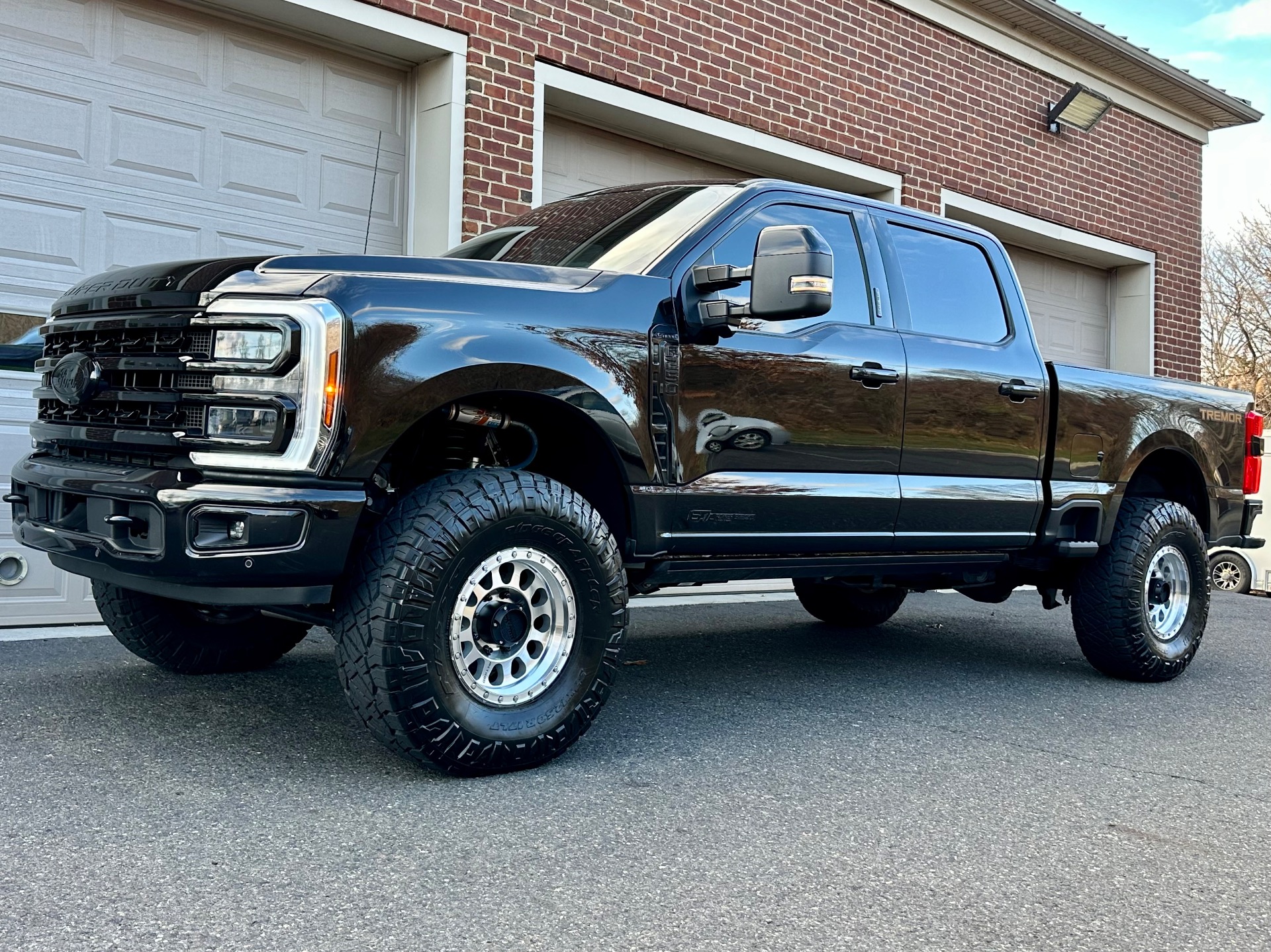 Used-2024-Ford-F-250-Super-Duty-Platinum-1733843452 (4)