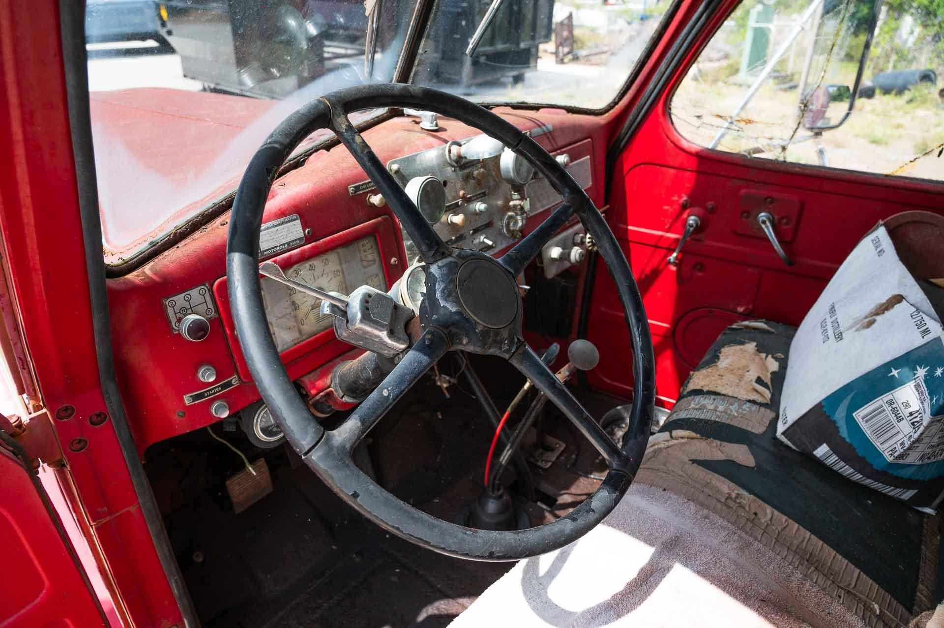 1951-international-fire-truck-for-sale-09
