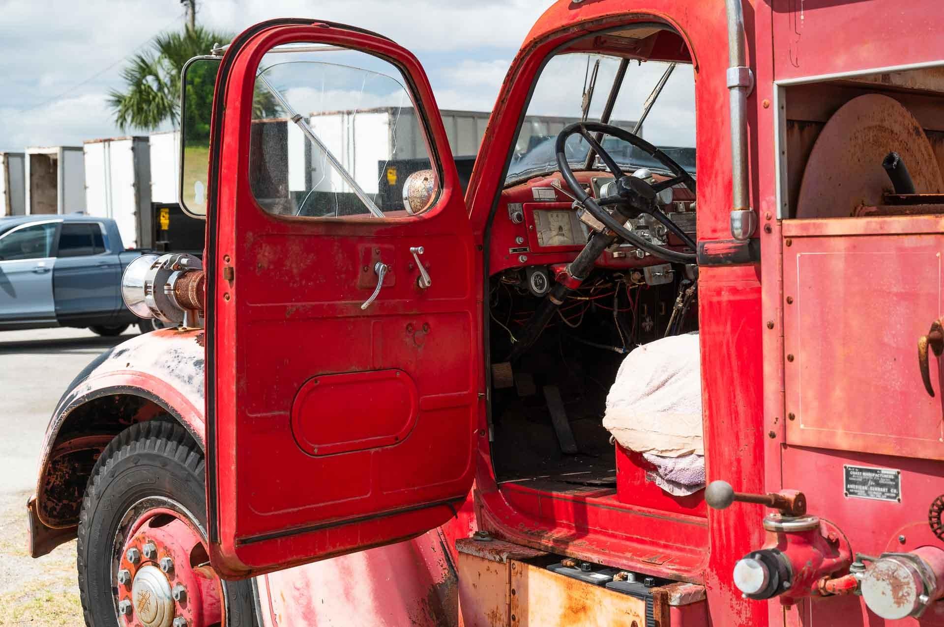 1951-international-fire-truck-for-sale-13
