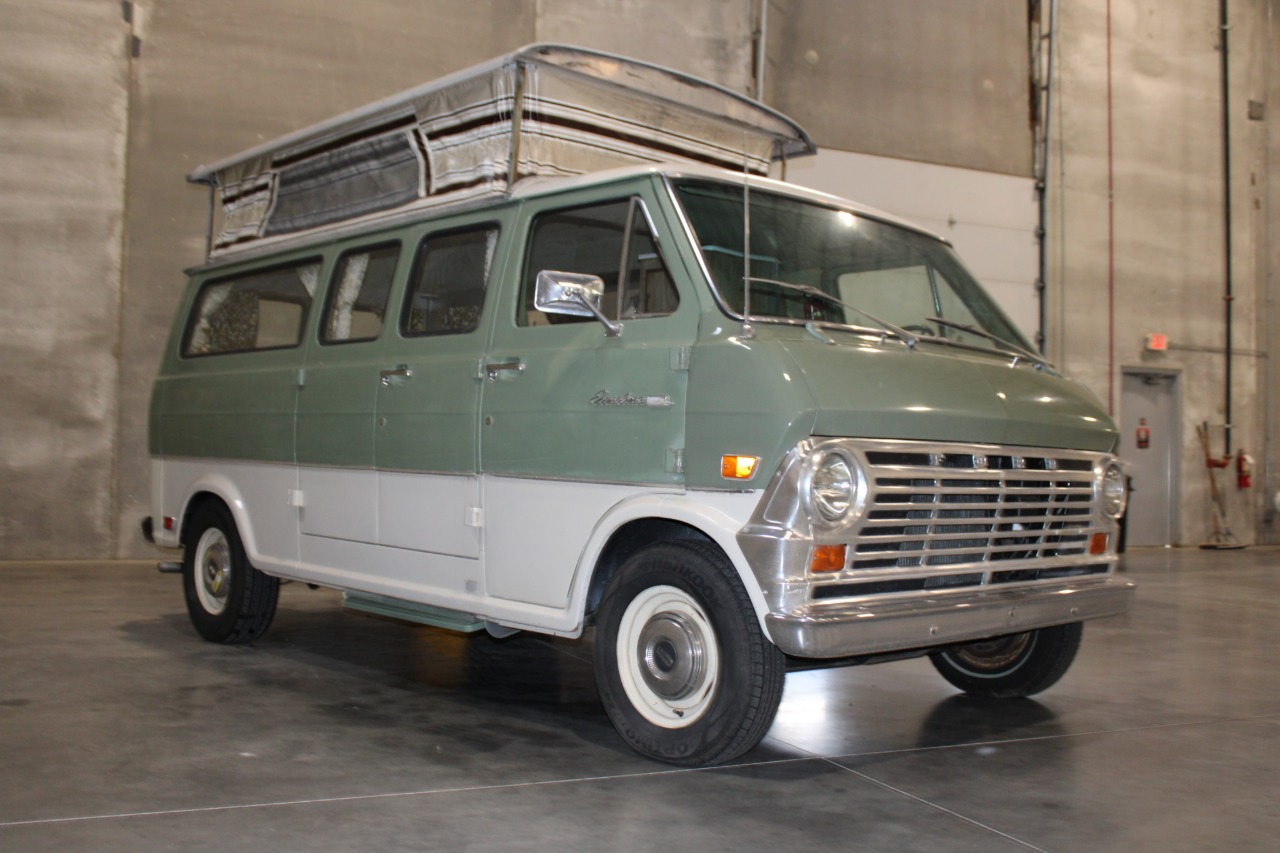 1969 Ford Econoline 200 Camper