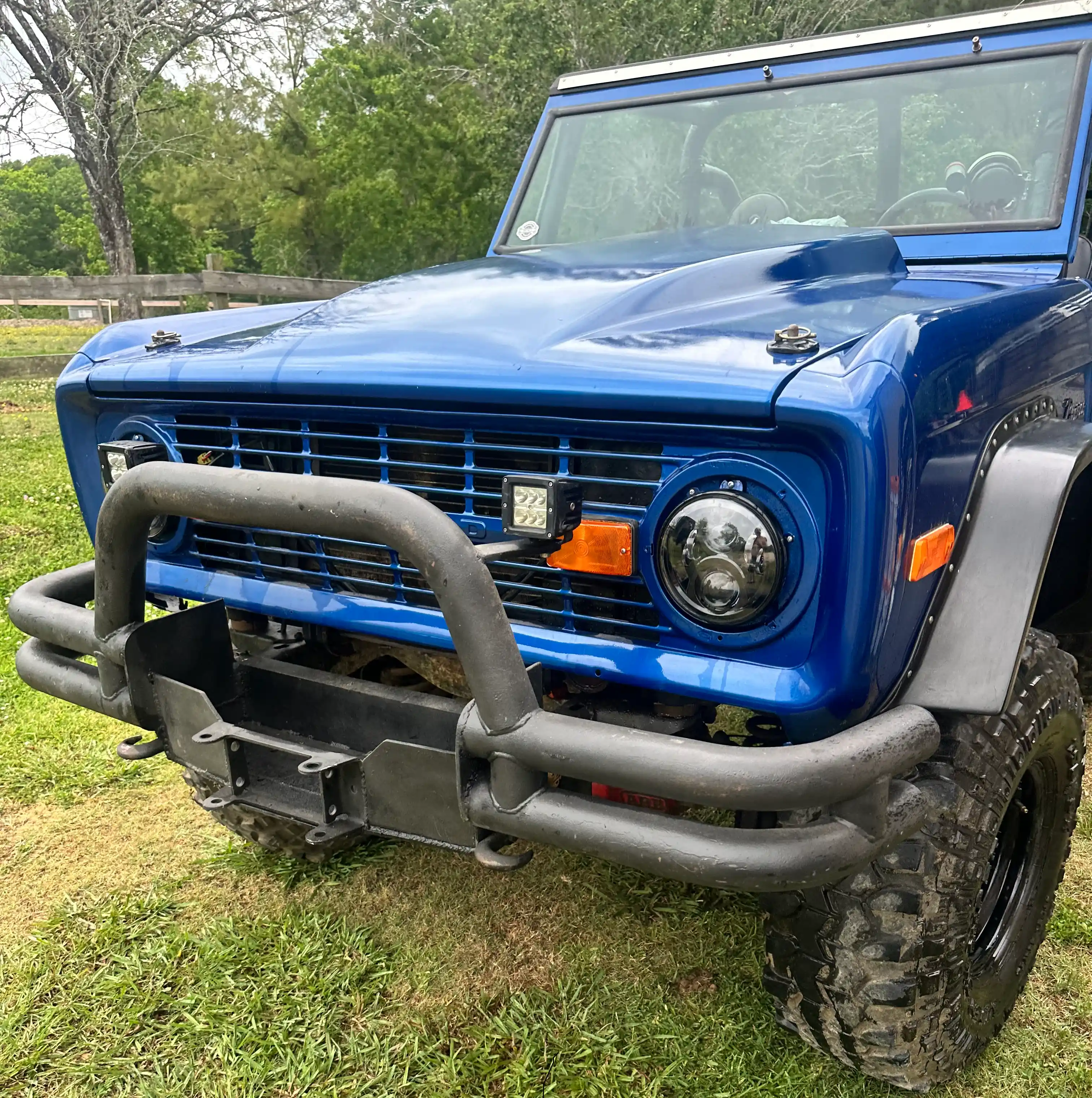 1974-ford-bronco-for-sale-01