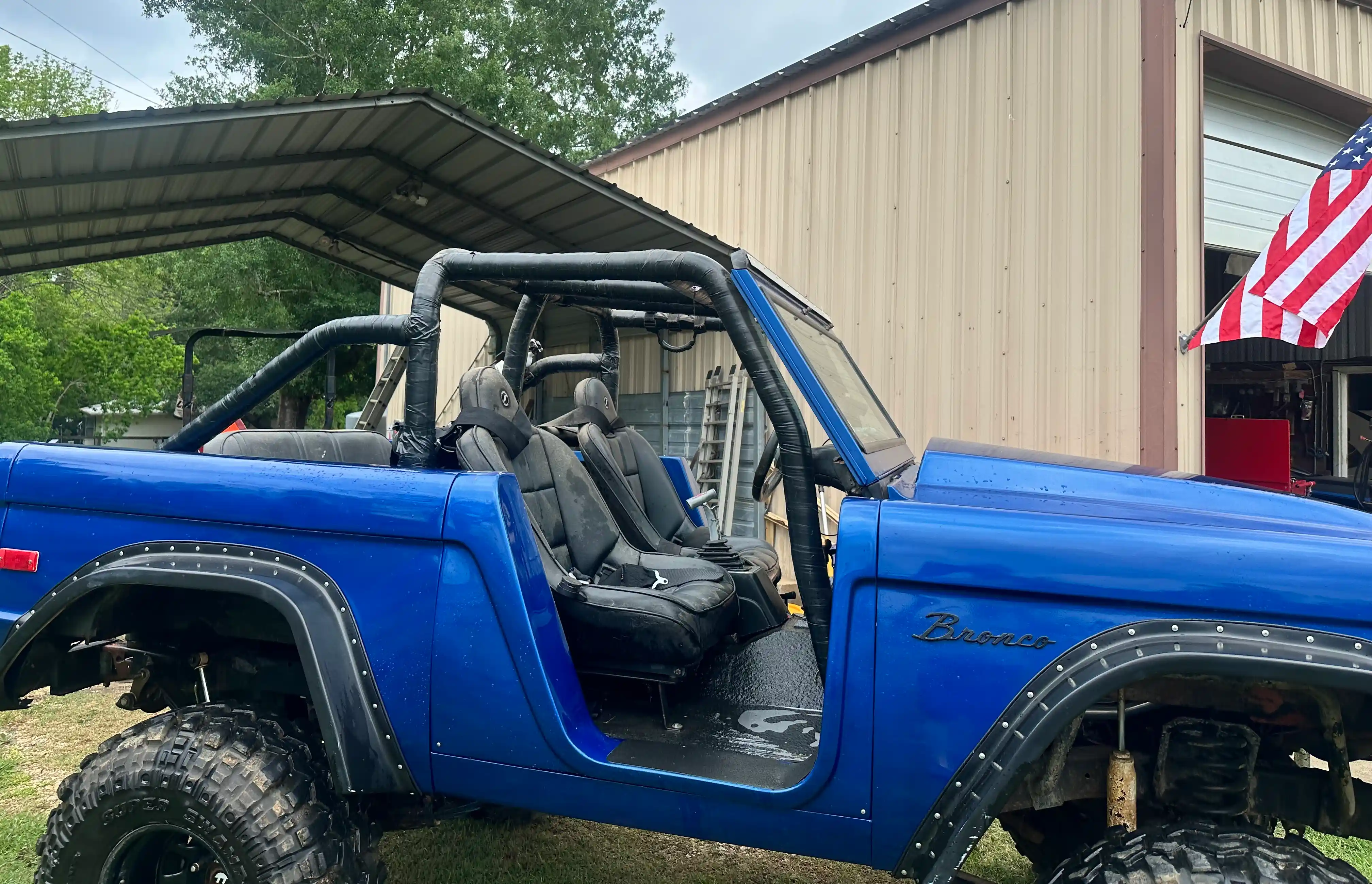 1974-ford-bronco-for-sale-05