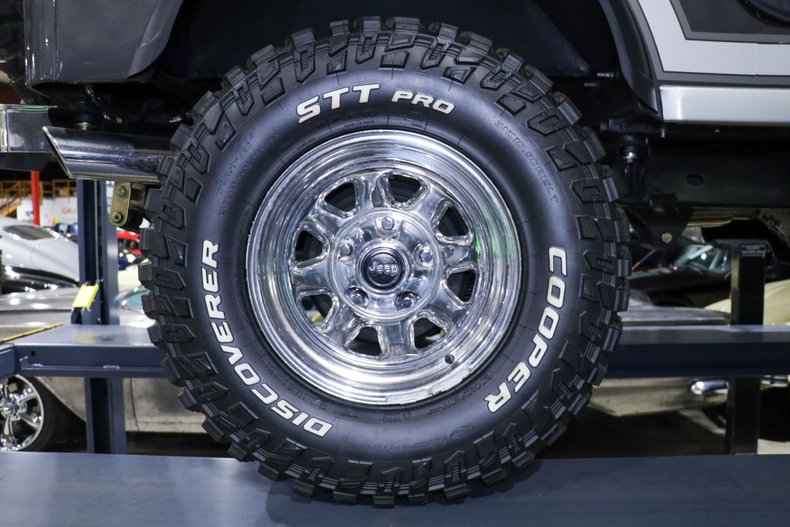 1985-jeep-cj-7-laredo (35)
