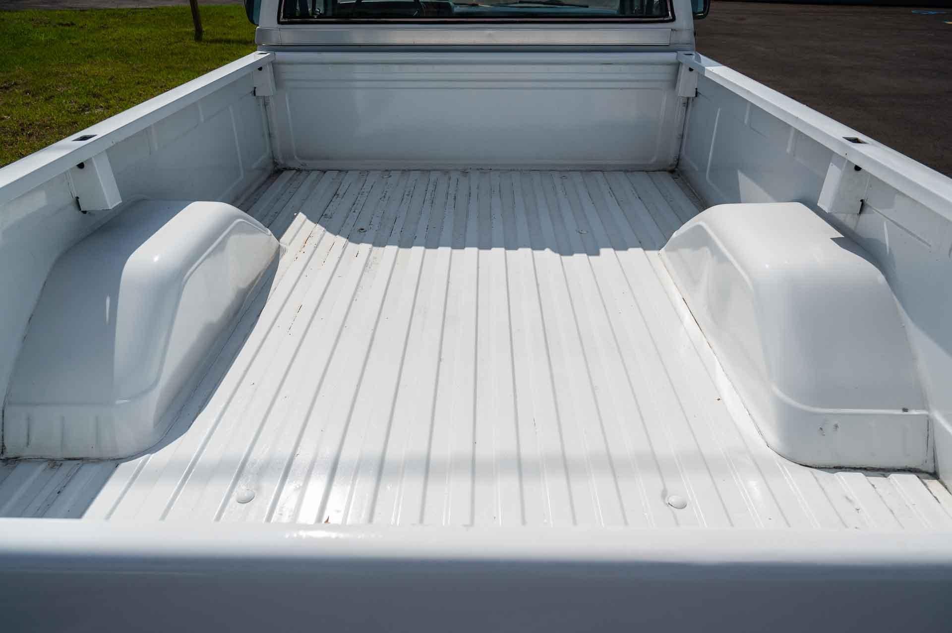 1986-chevrolet-c10-silverado-for-sale-23