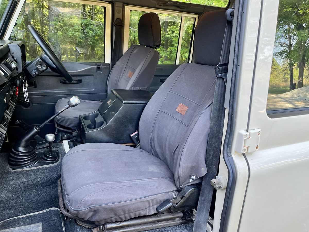 1993-land-rover-defender-110-durham-nc-for-sale-33