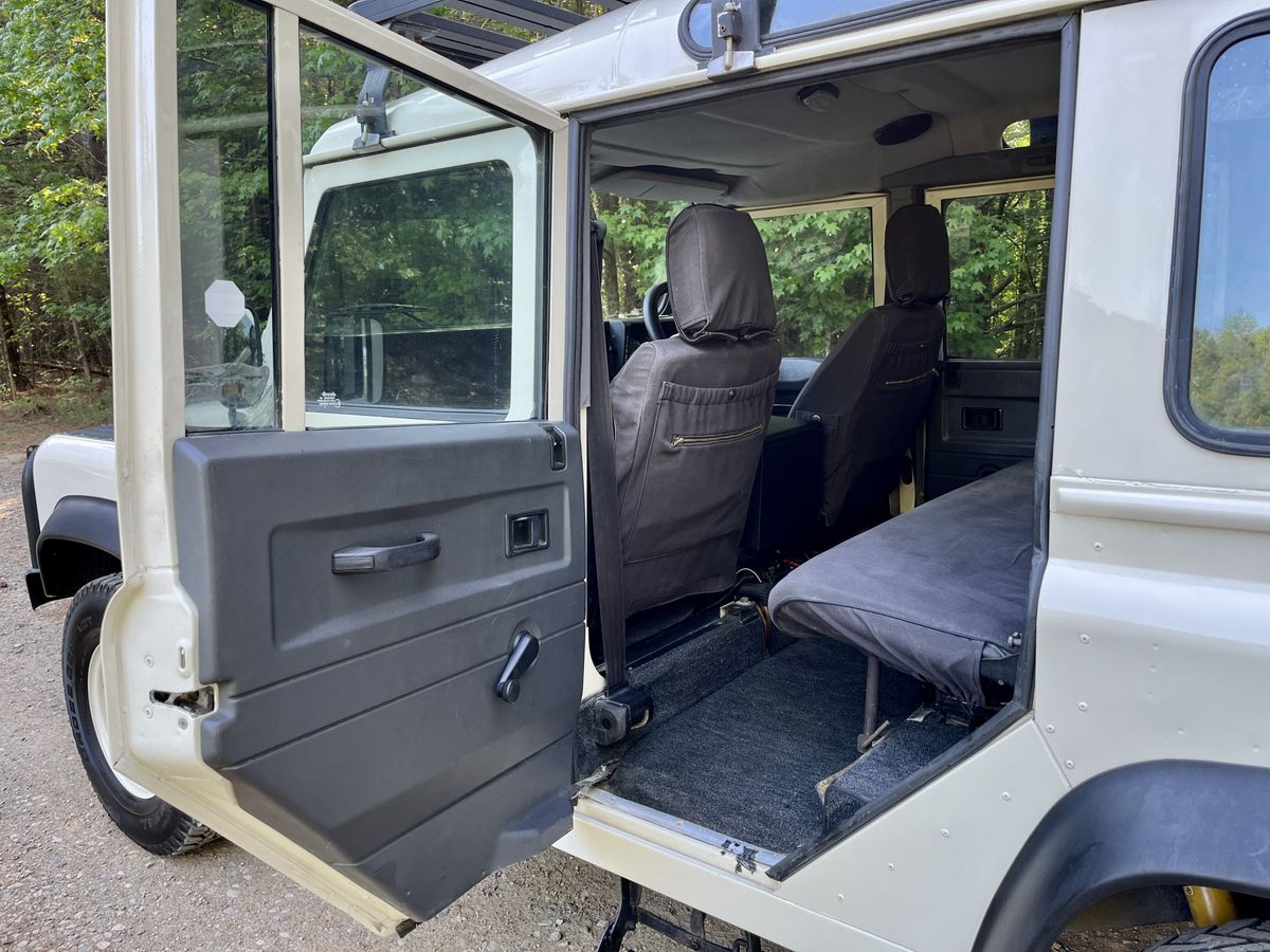 1993-land-rover-defender-110-durham-nc-for-sale-36