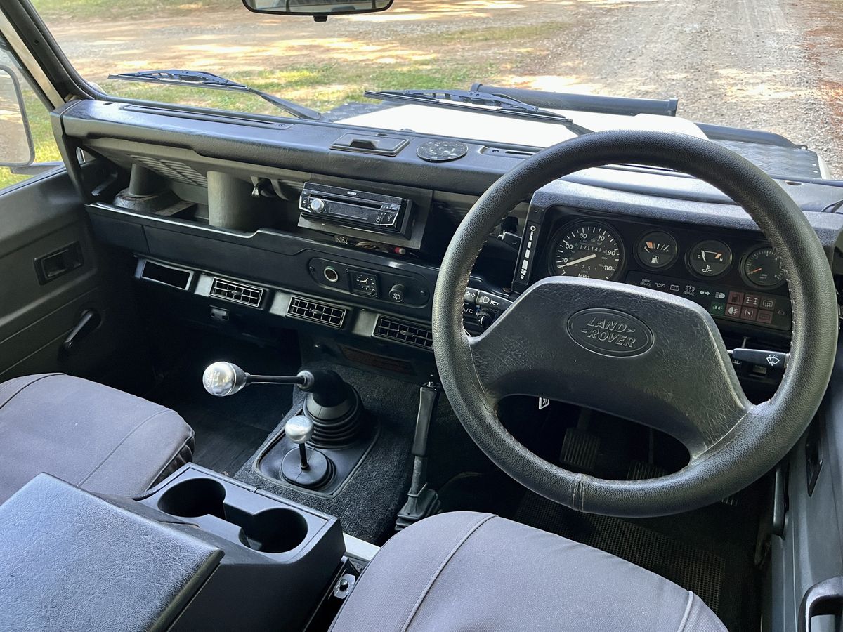 1993-land-rover-defender-110-durham-nc-for-sale-45