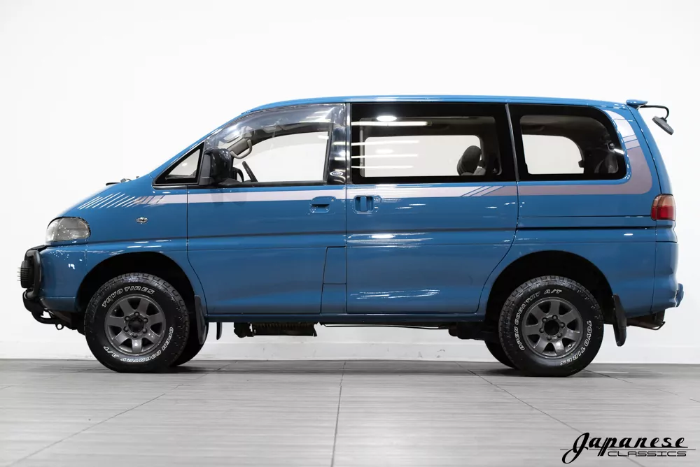 1994-mitsubishi-delica-for-sale-in-richmond-04
