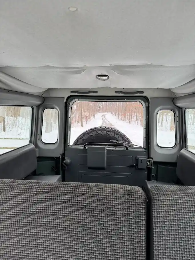 1996-land-rover-defender-110-300tdi-for-sale-12