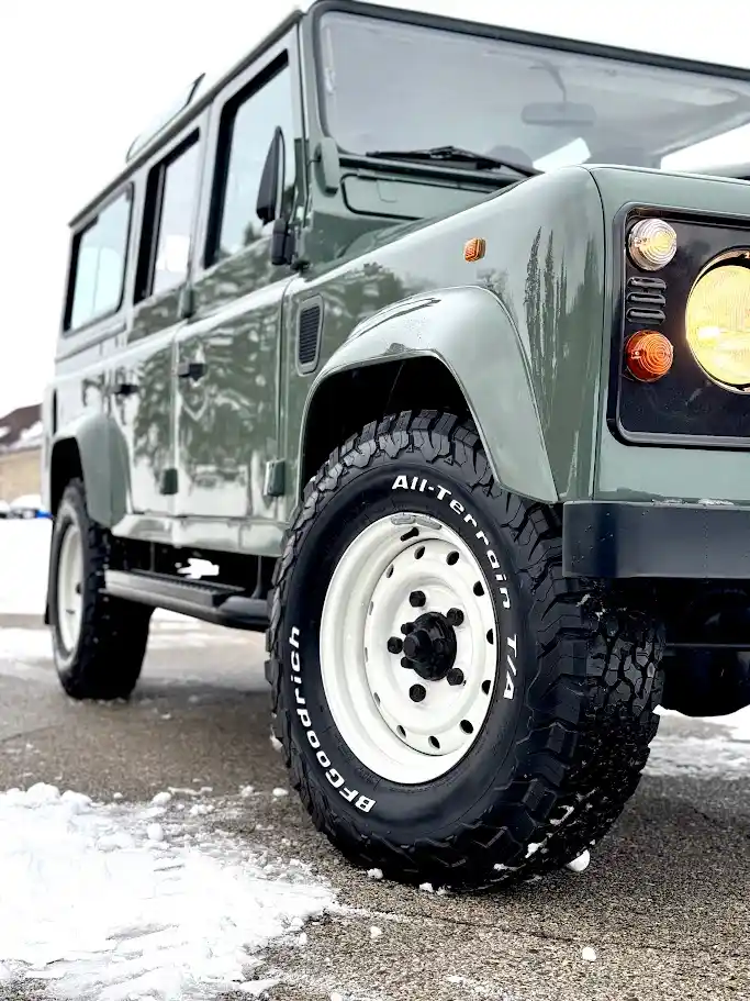 1996-land-rover-defender-110-300tdi-for-sale-16