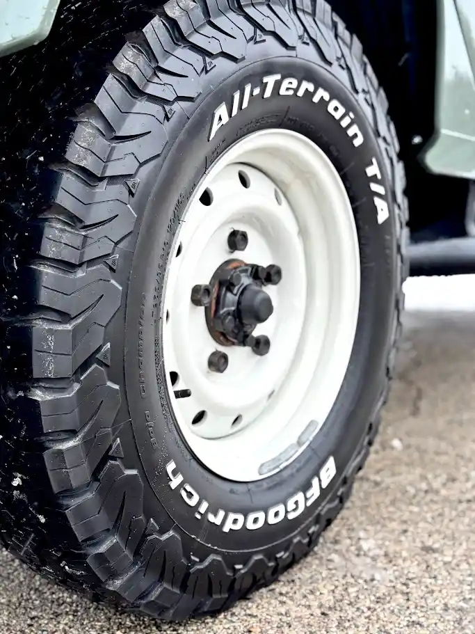 1996-land-rover-defender-110-300tdi-for-sale-18